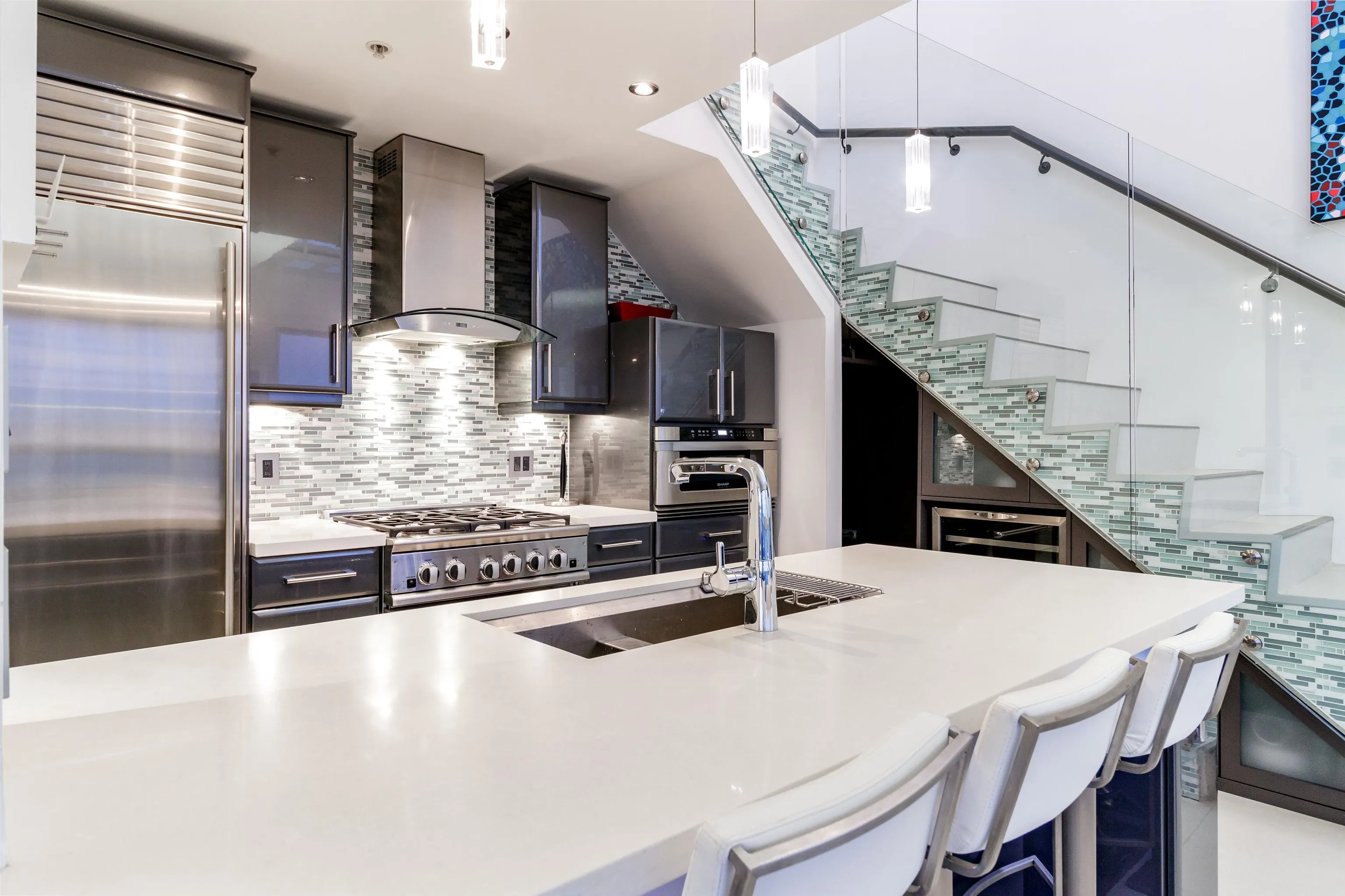 2801 1188 Howe Street