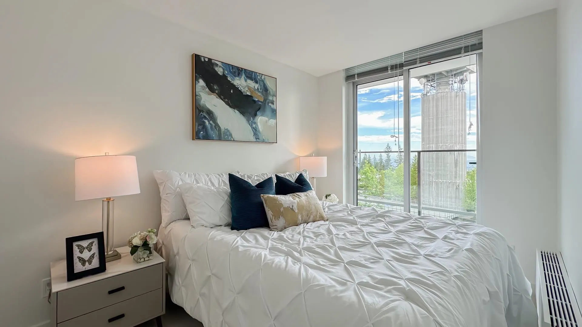 1003 8940 University Crescent