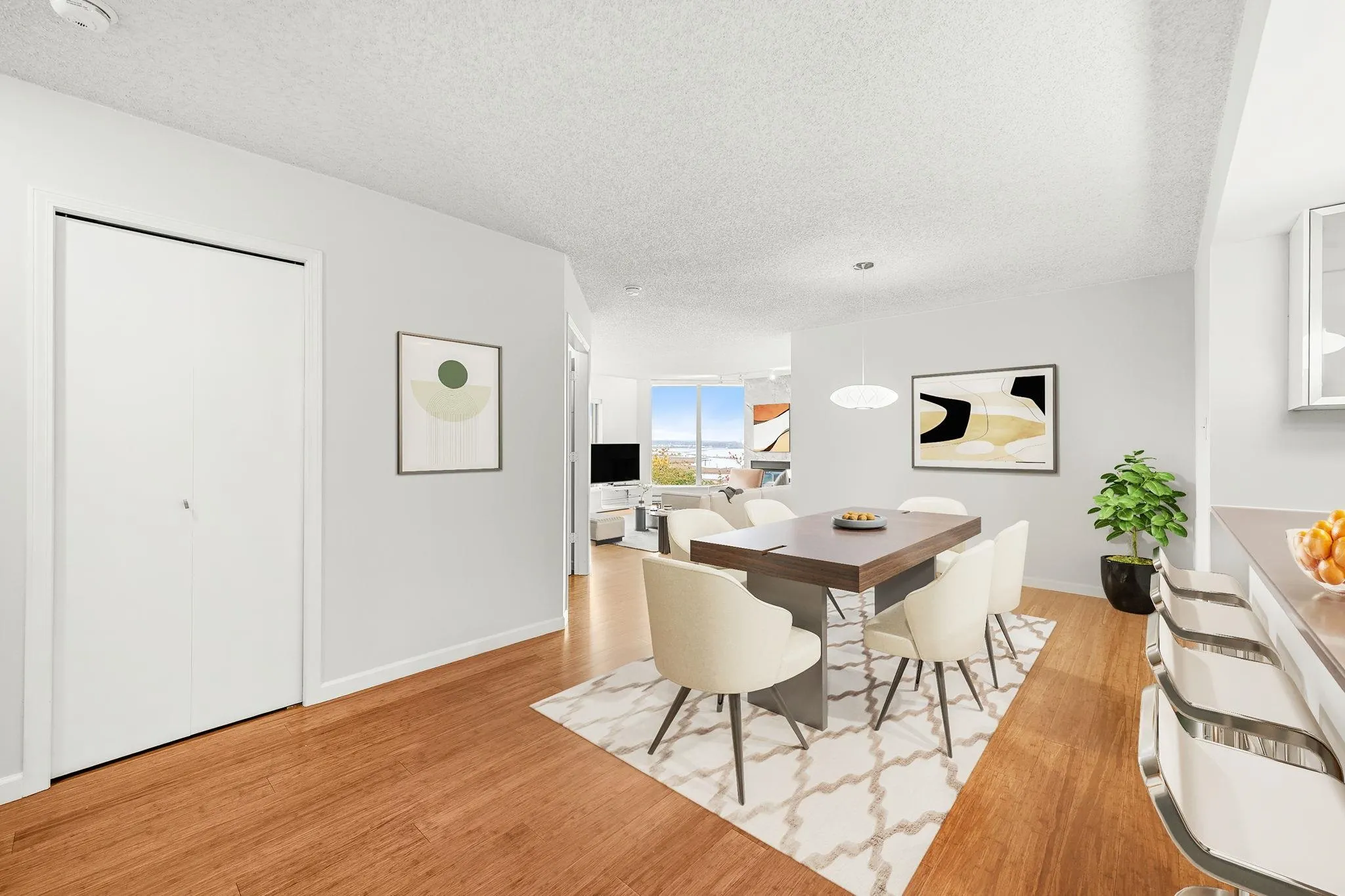 503 69 Jamieson Court