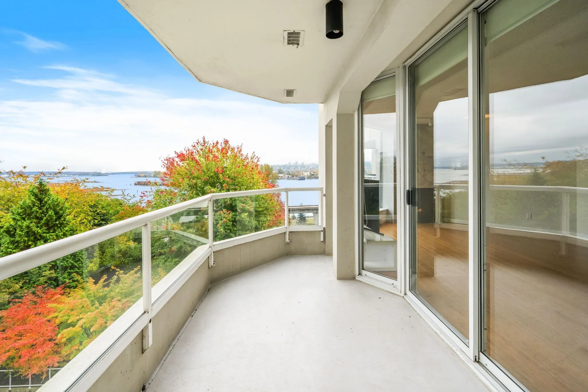 503 69 Jamieson Court