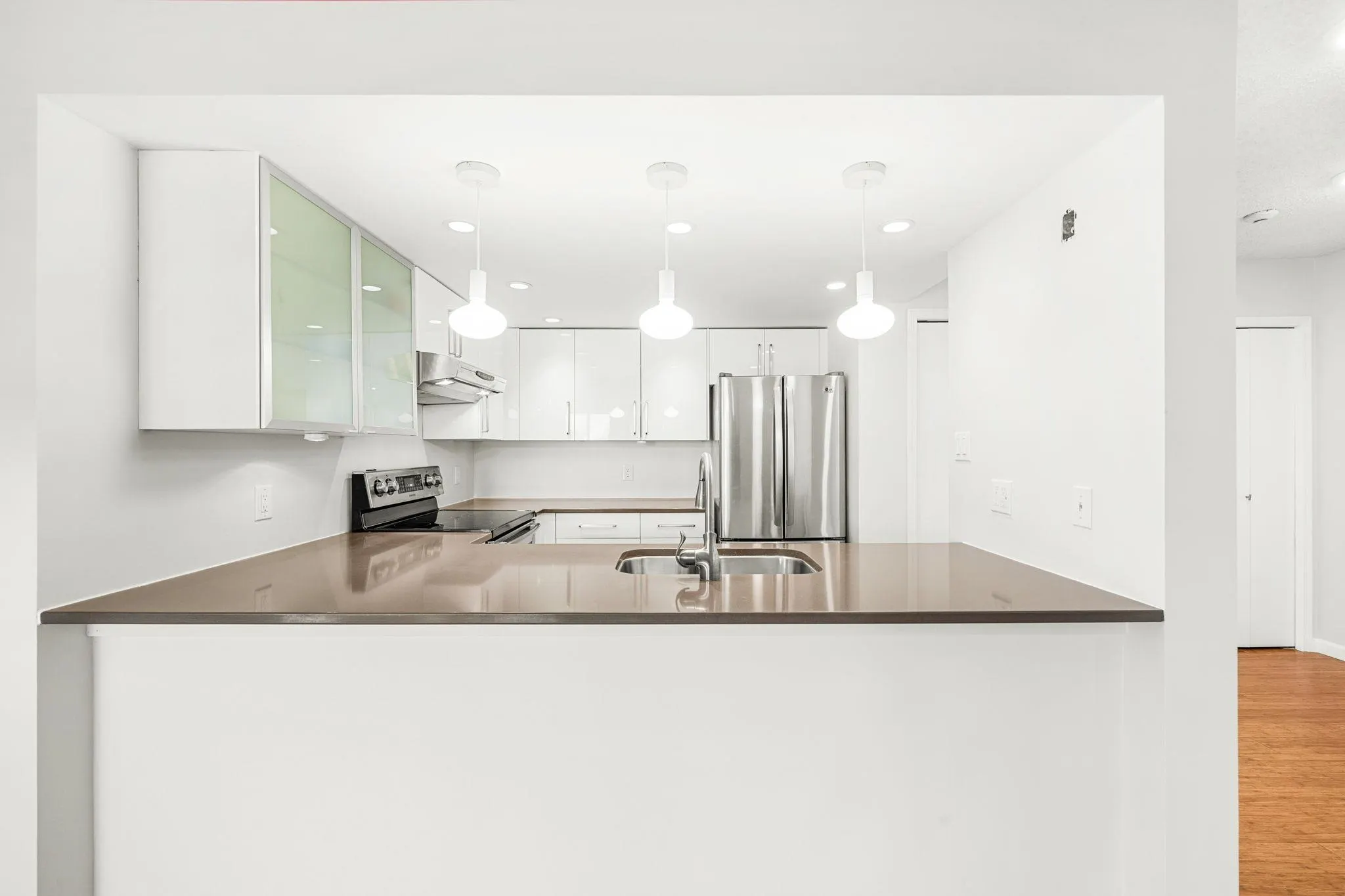 503 69 Jamieson Court