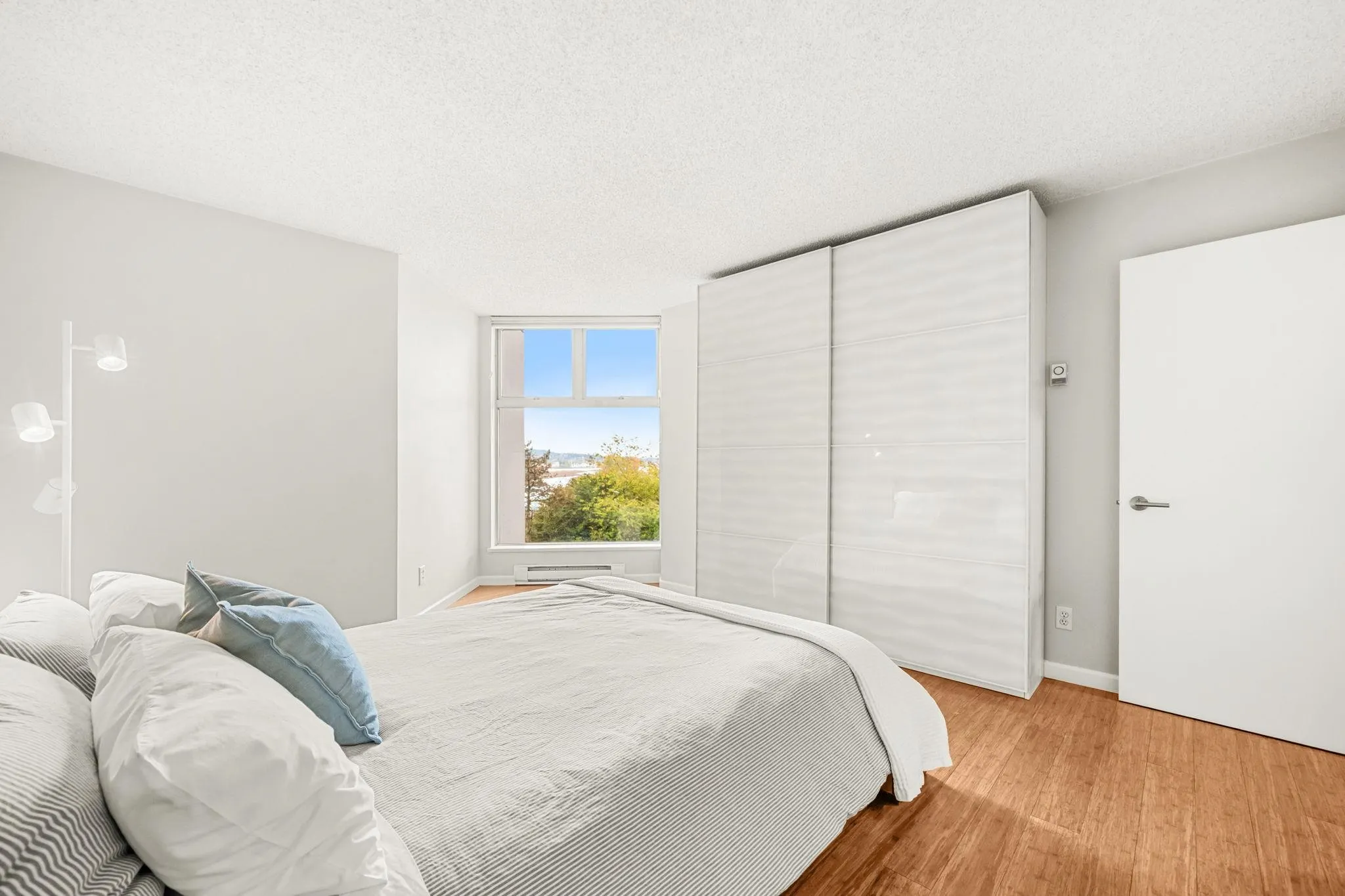 503 69 Jamieson Court