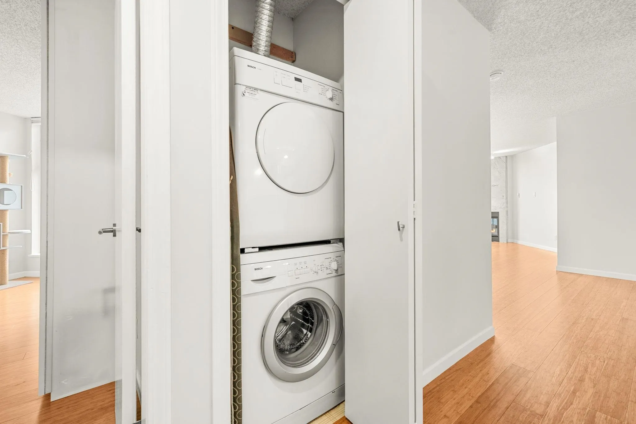 503 69 Jamieson Court