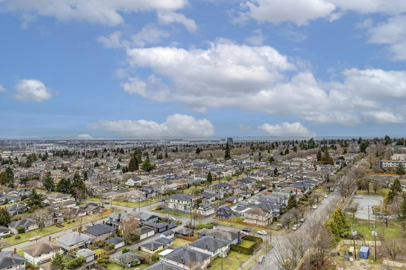 17xx 7418 Paulson Street