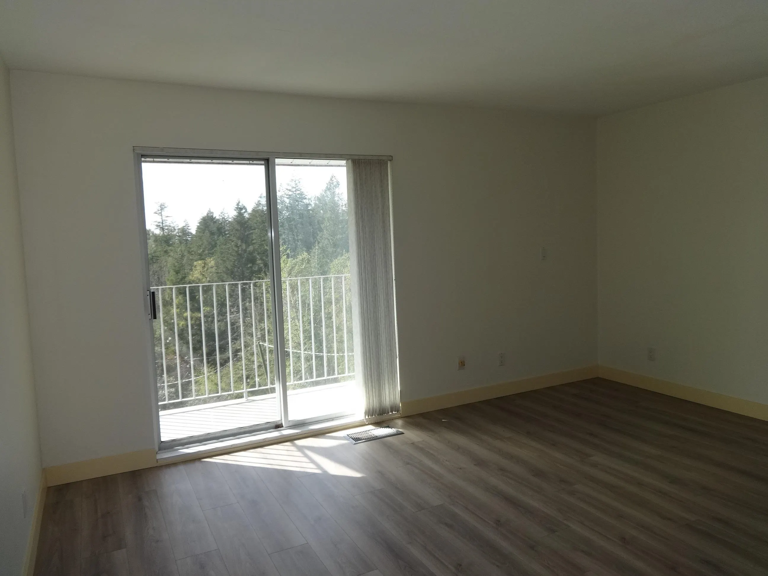 11682 Sunshine Coast Highway