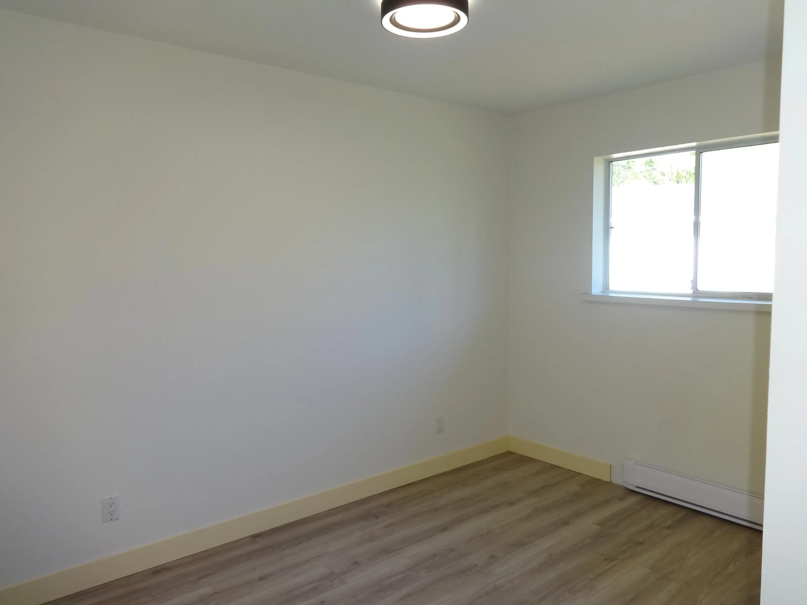 11682 Sunshine Coast Highway