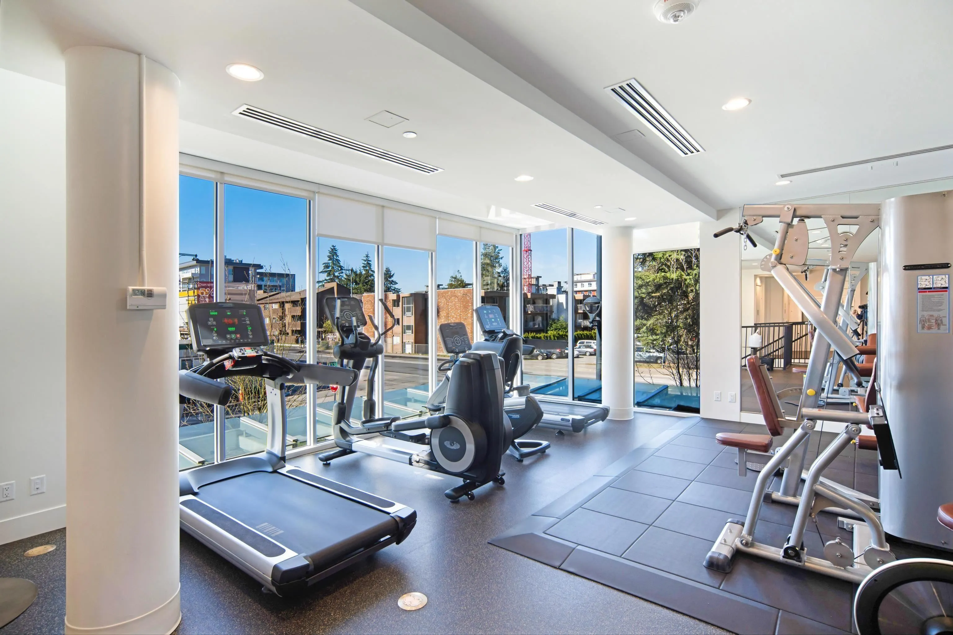 801 13318 104 Avenue