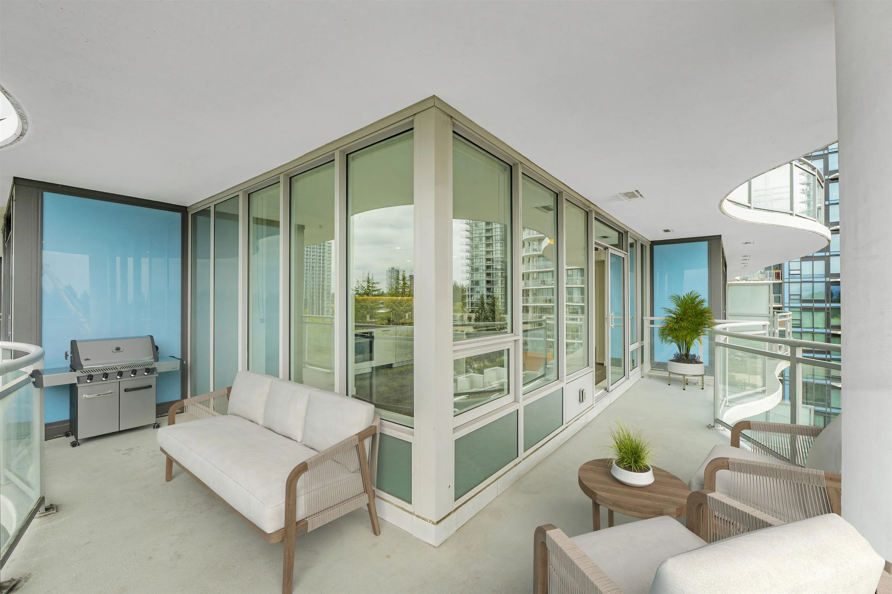 801 13318 104 Avenue