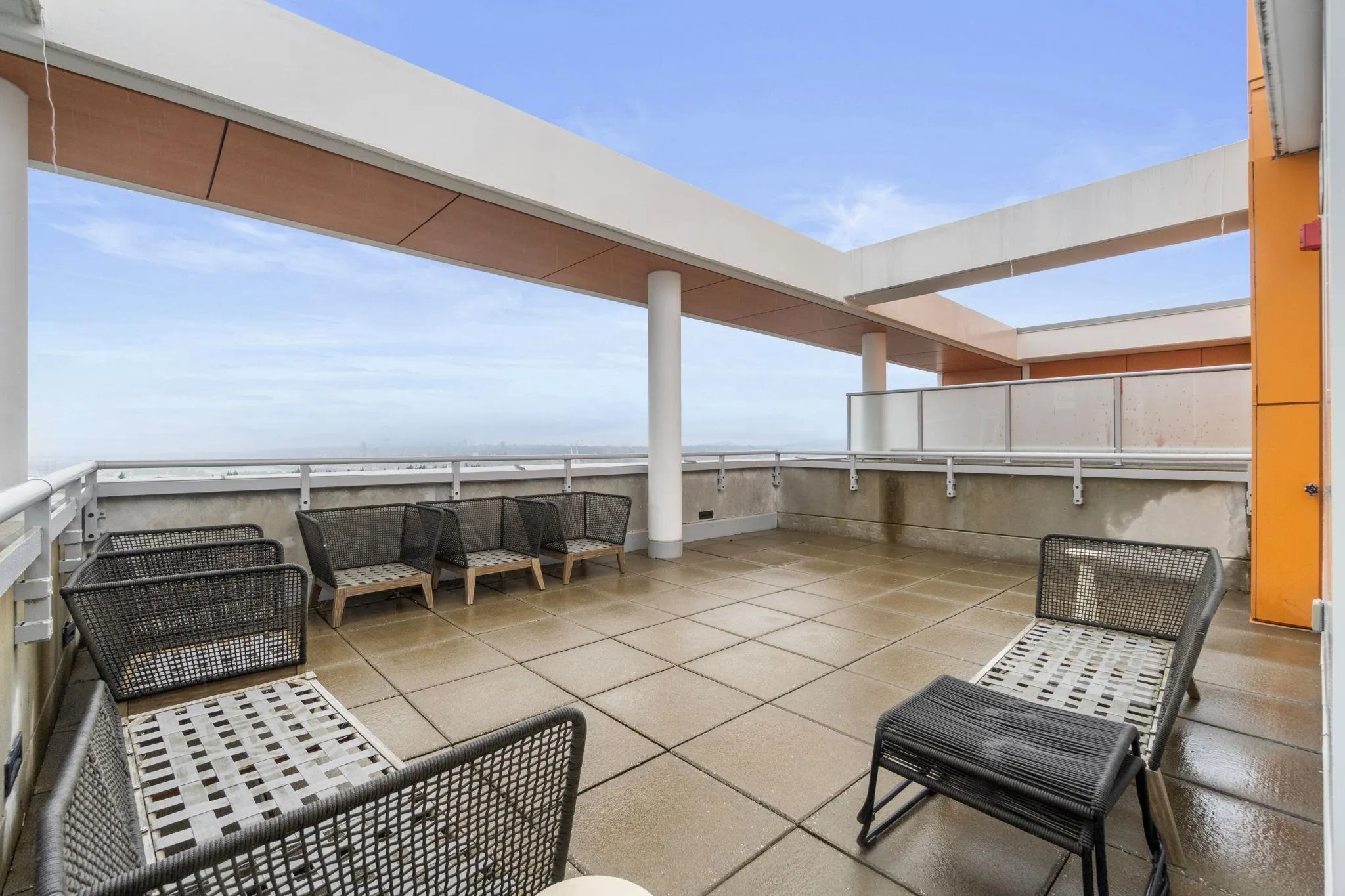 801 13318 104 Avenue