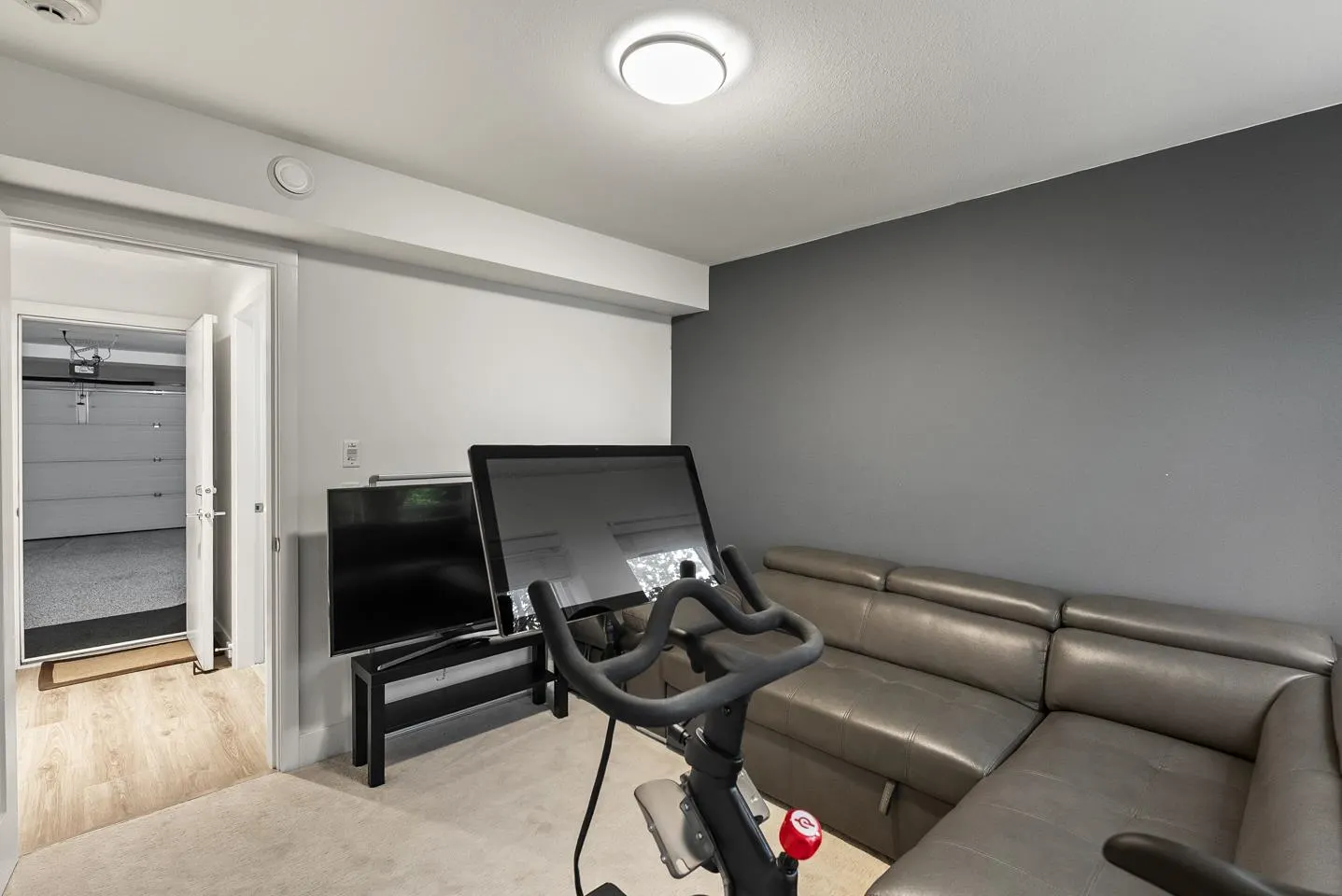 30 15775 Mountain View Drive