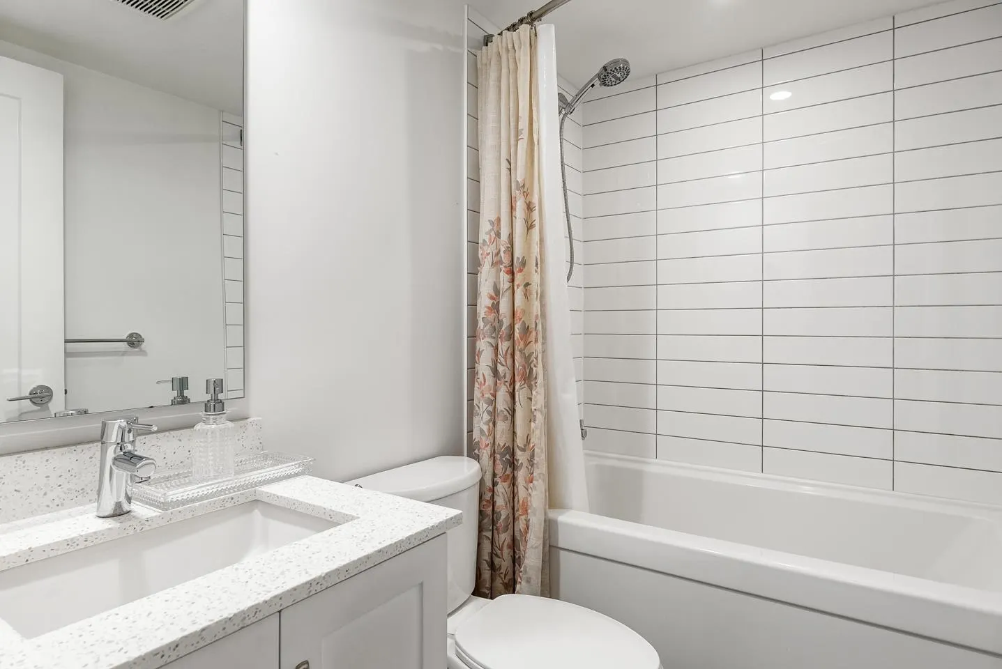 30 15775 Mountain View Drive