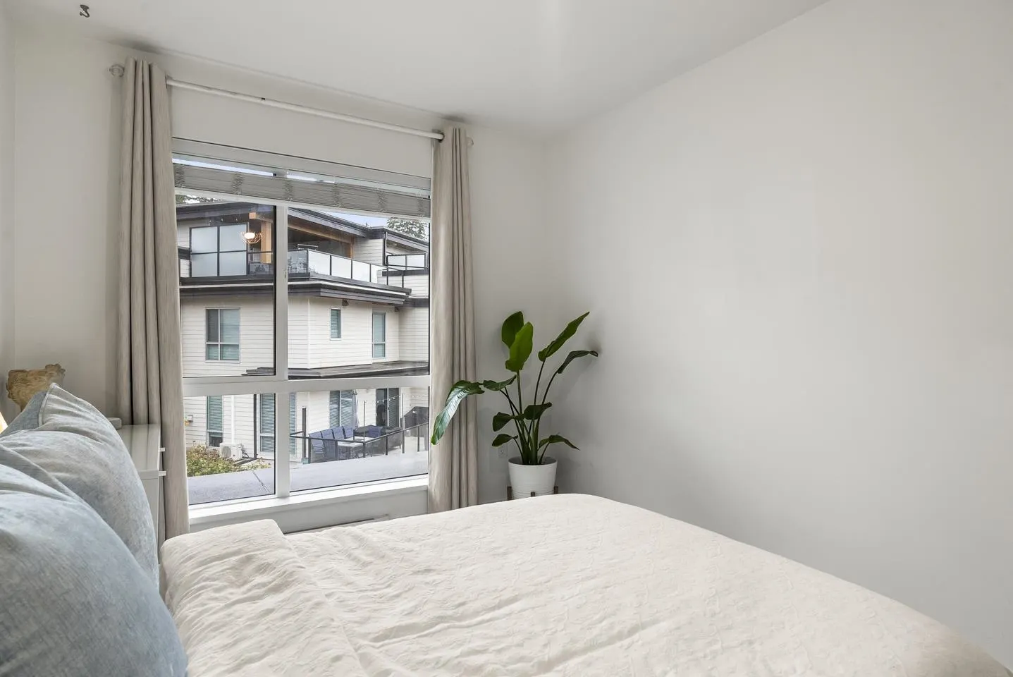 30 15775 Mountain View Drive