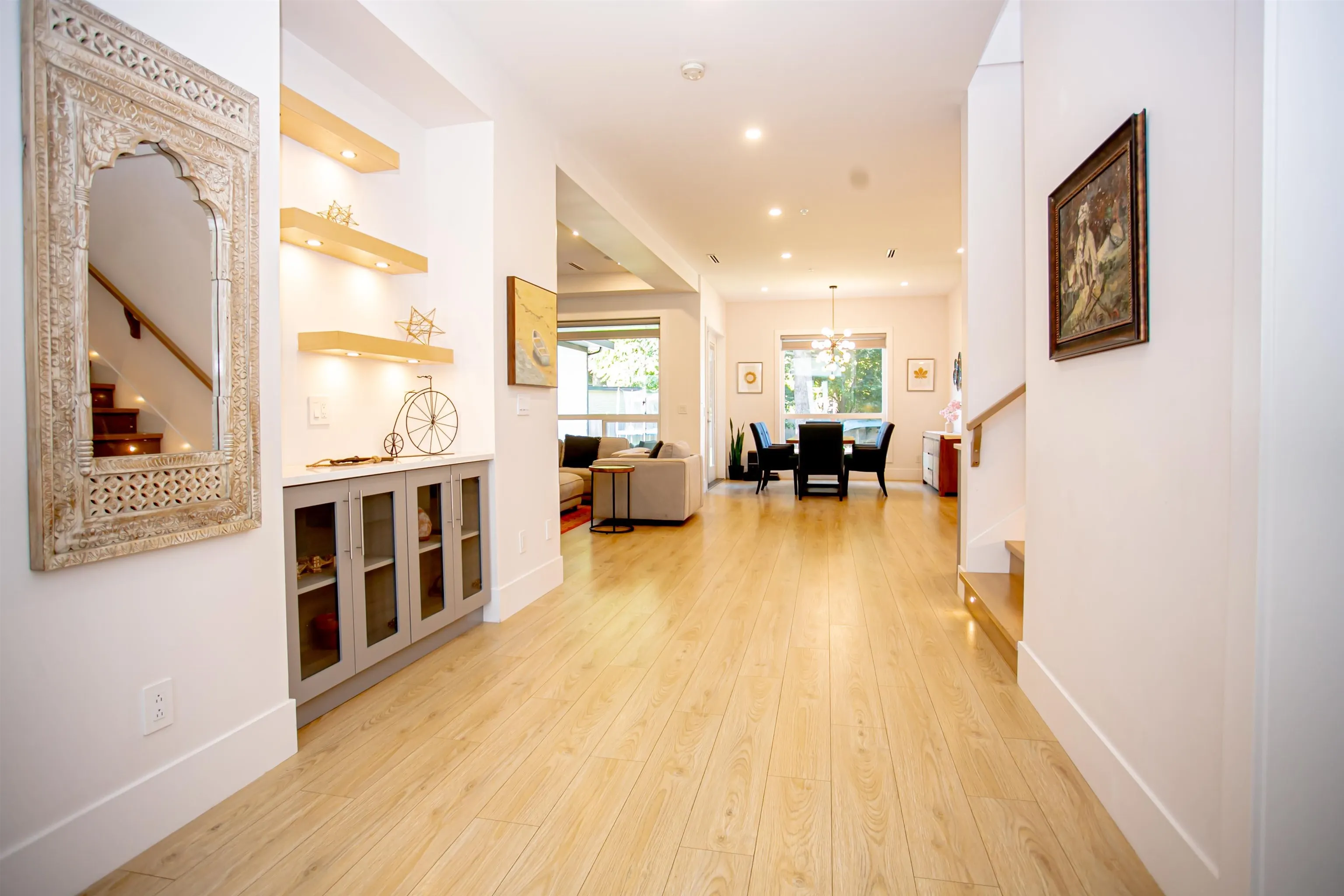 21661 Ridgeway Crescent