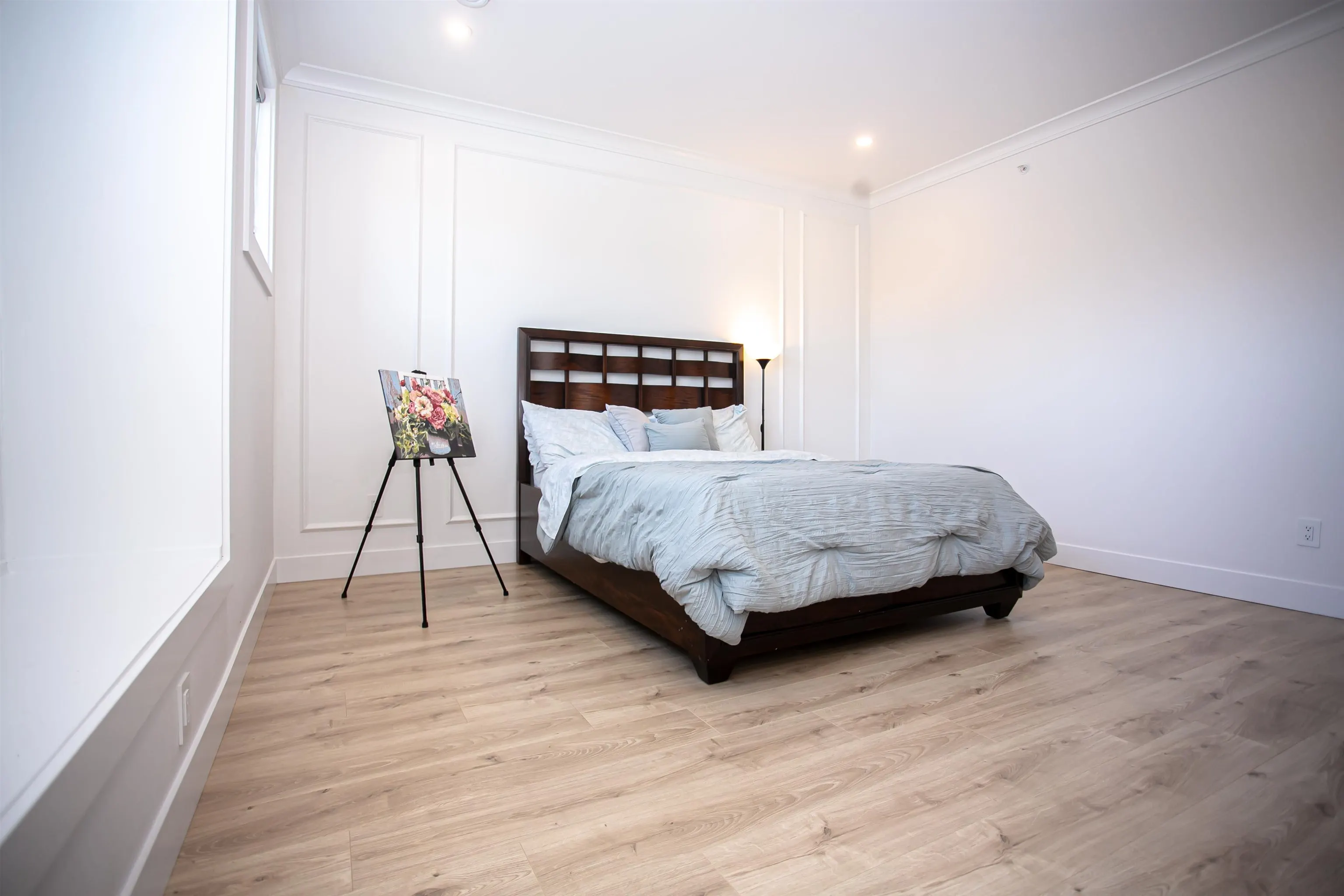 21661 Ridgeway Crescent