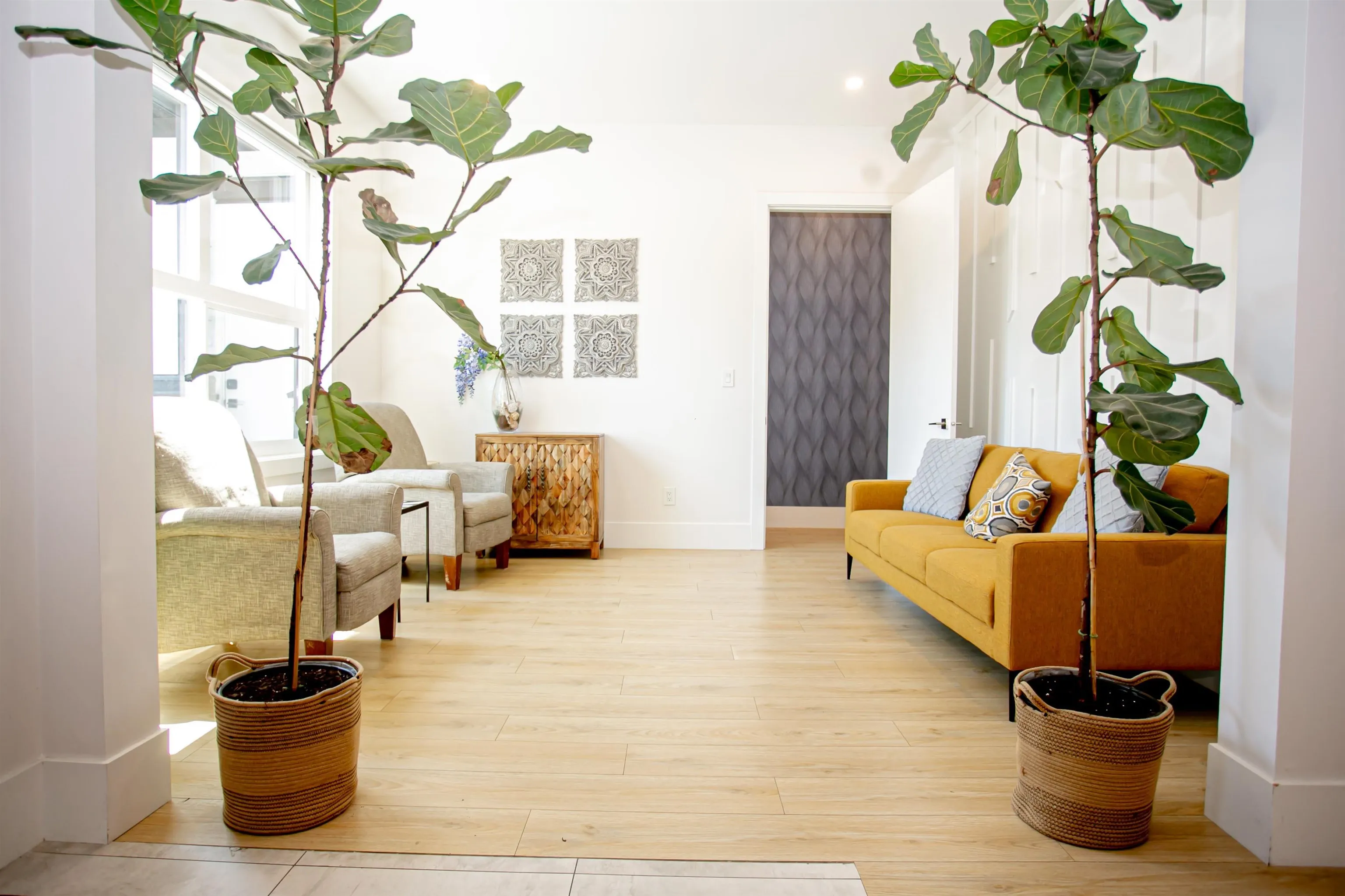 21661 Ridgeway Crescent