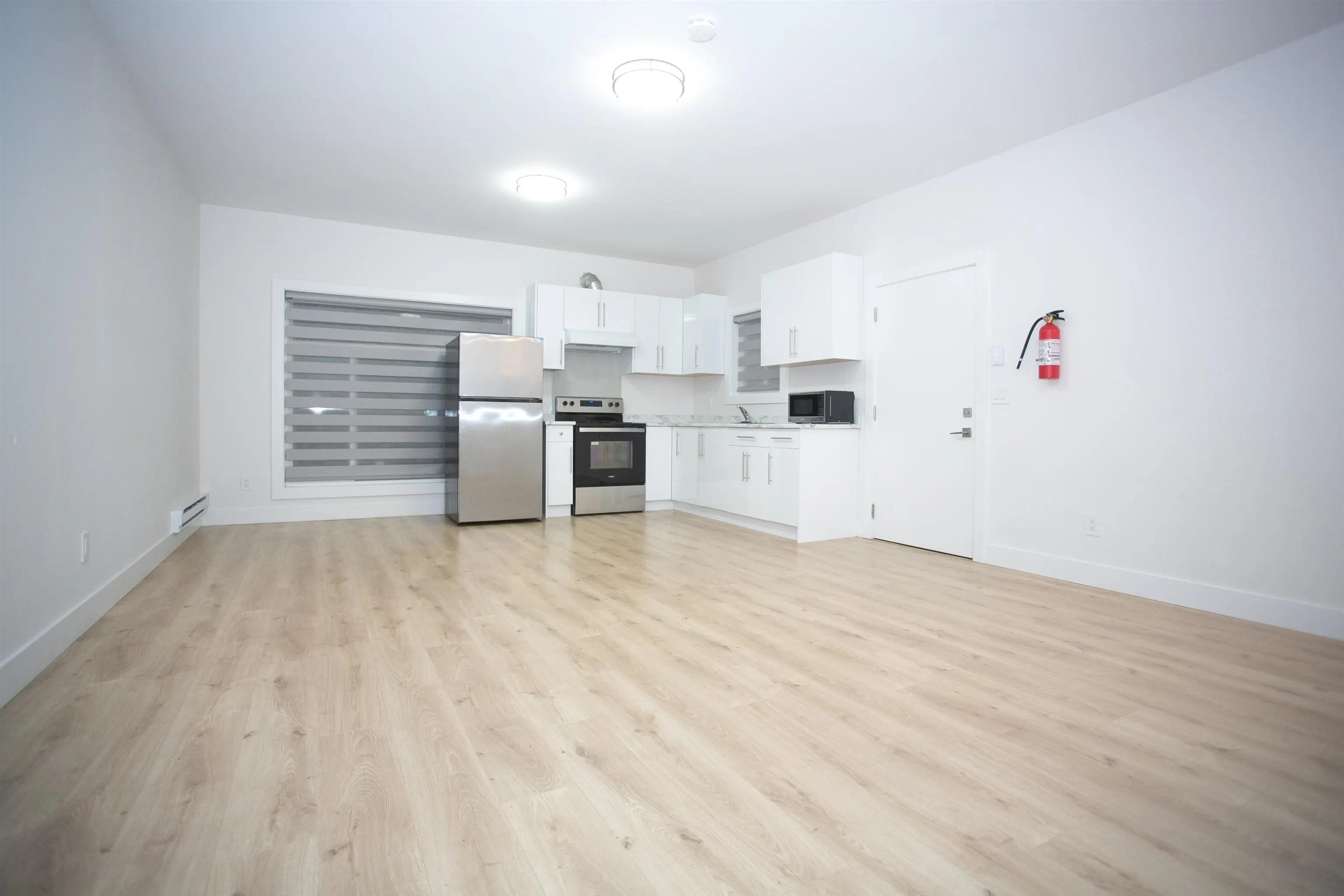 21661 Ridgeway Crescent