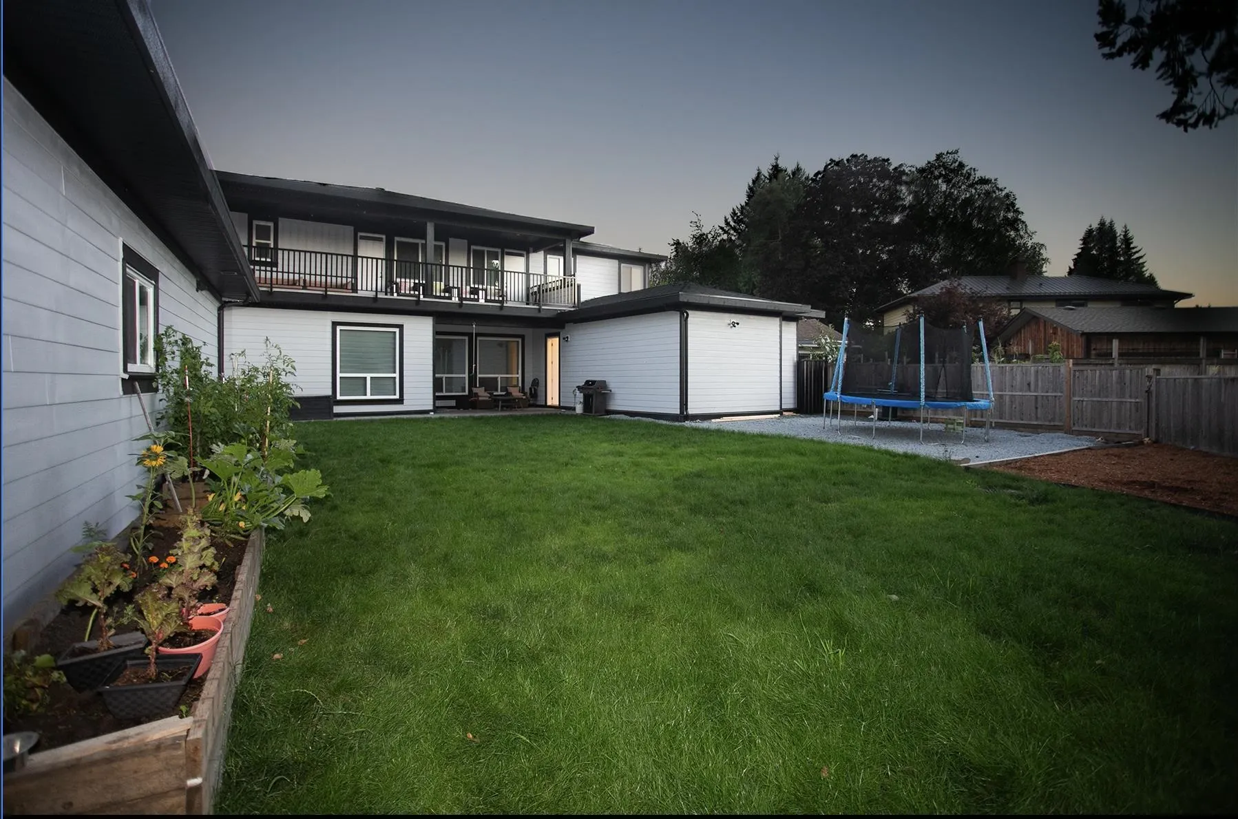 21661 Ridgeway Crescent