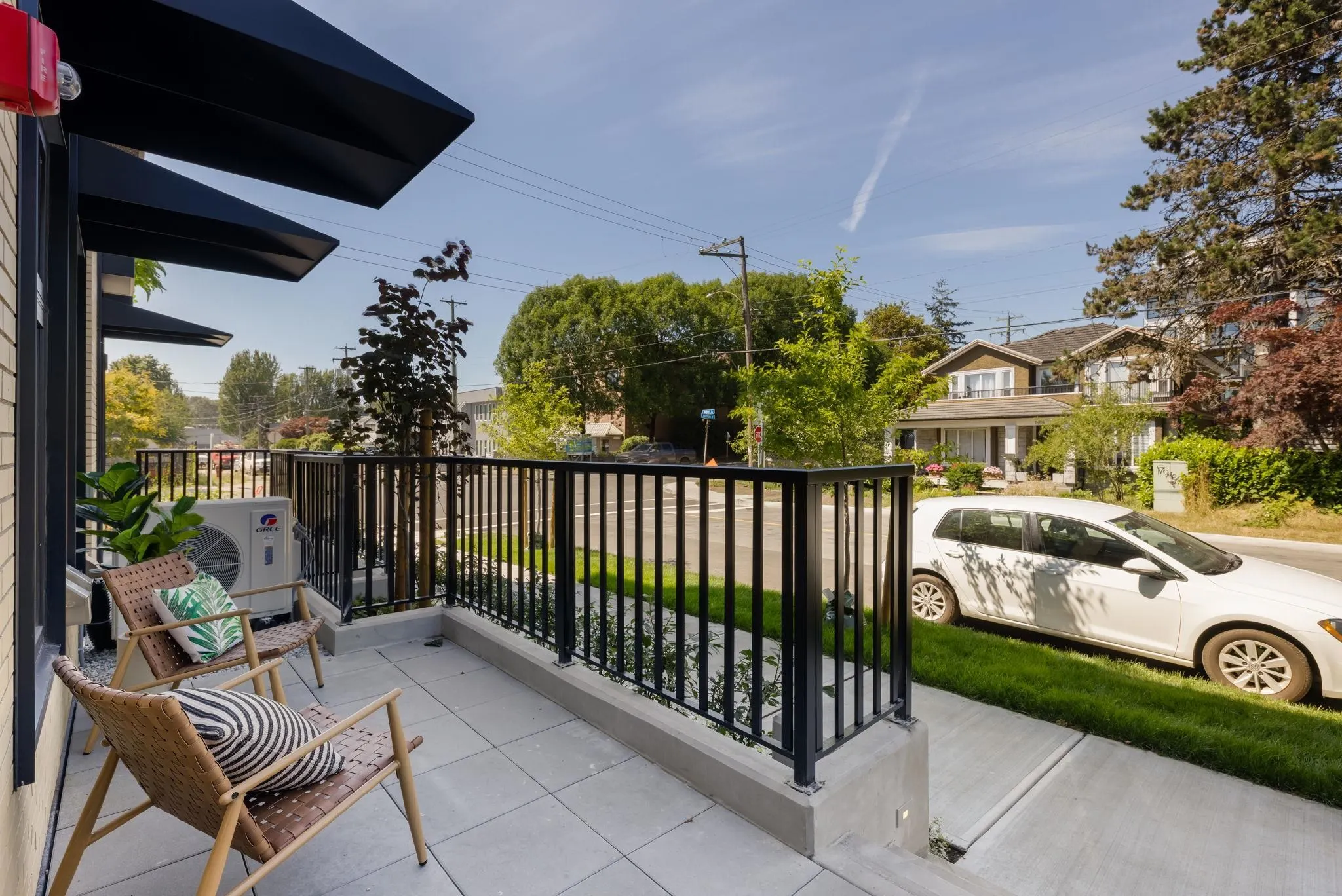 102 342 Mountain Highway