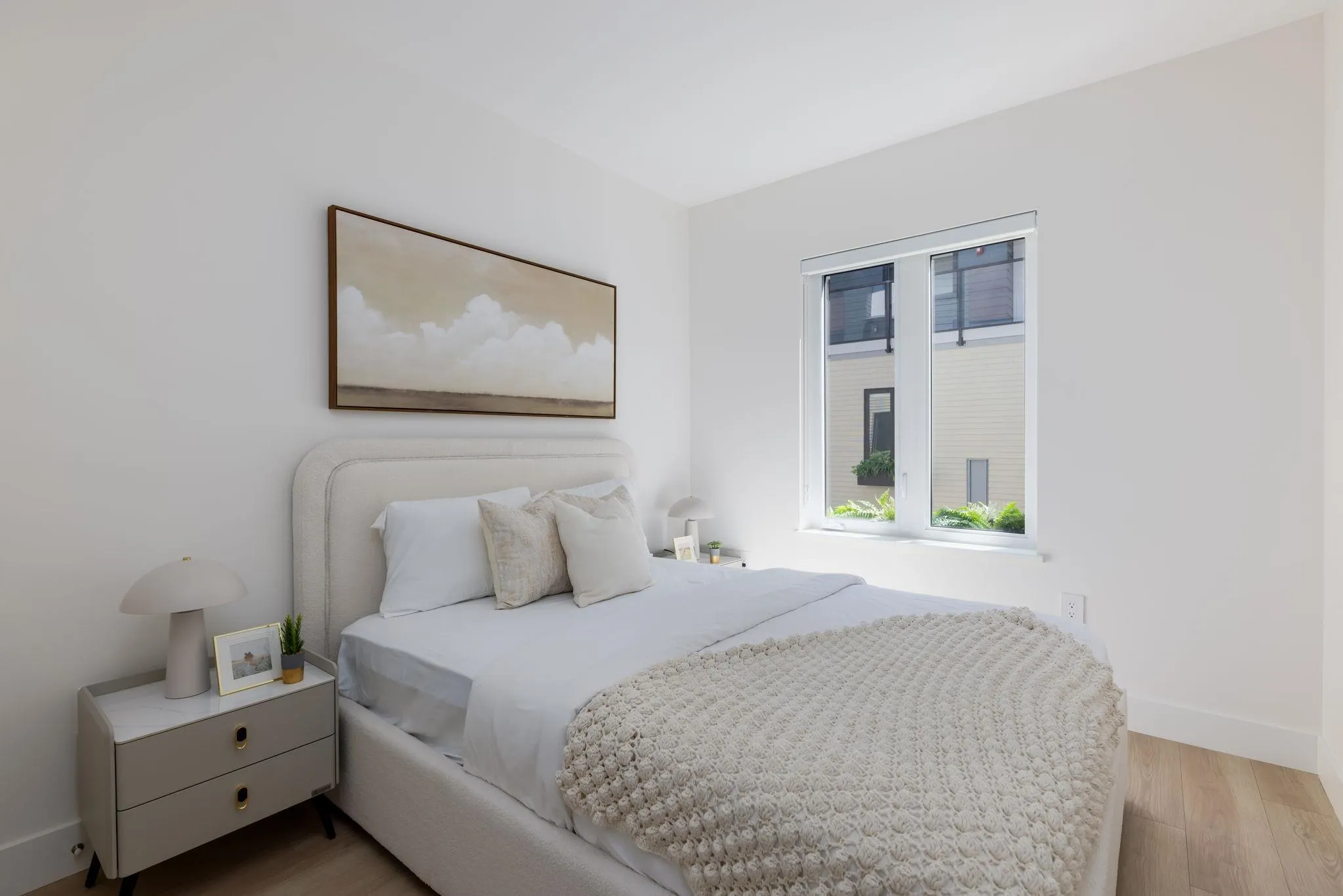 102 342 Mountain Highway