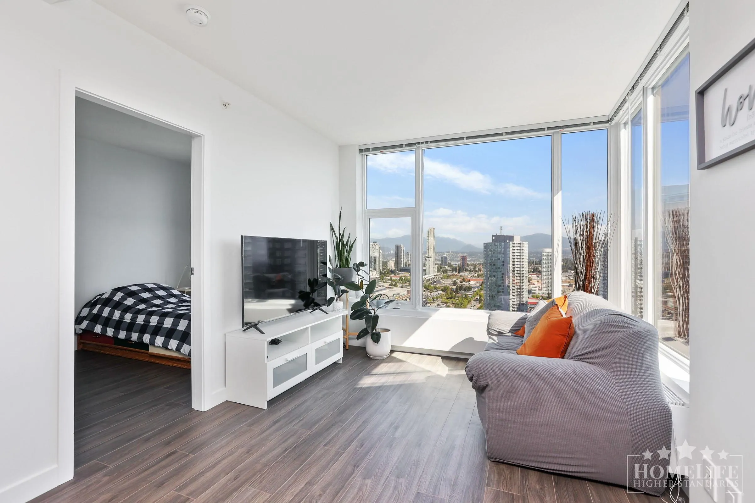 3209 13615 Fraser Highway