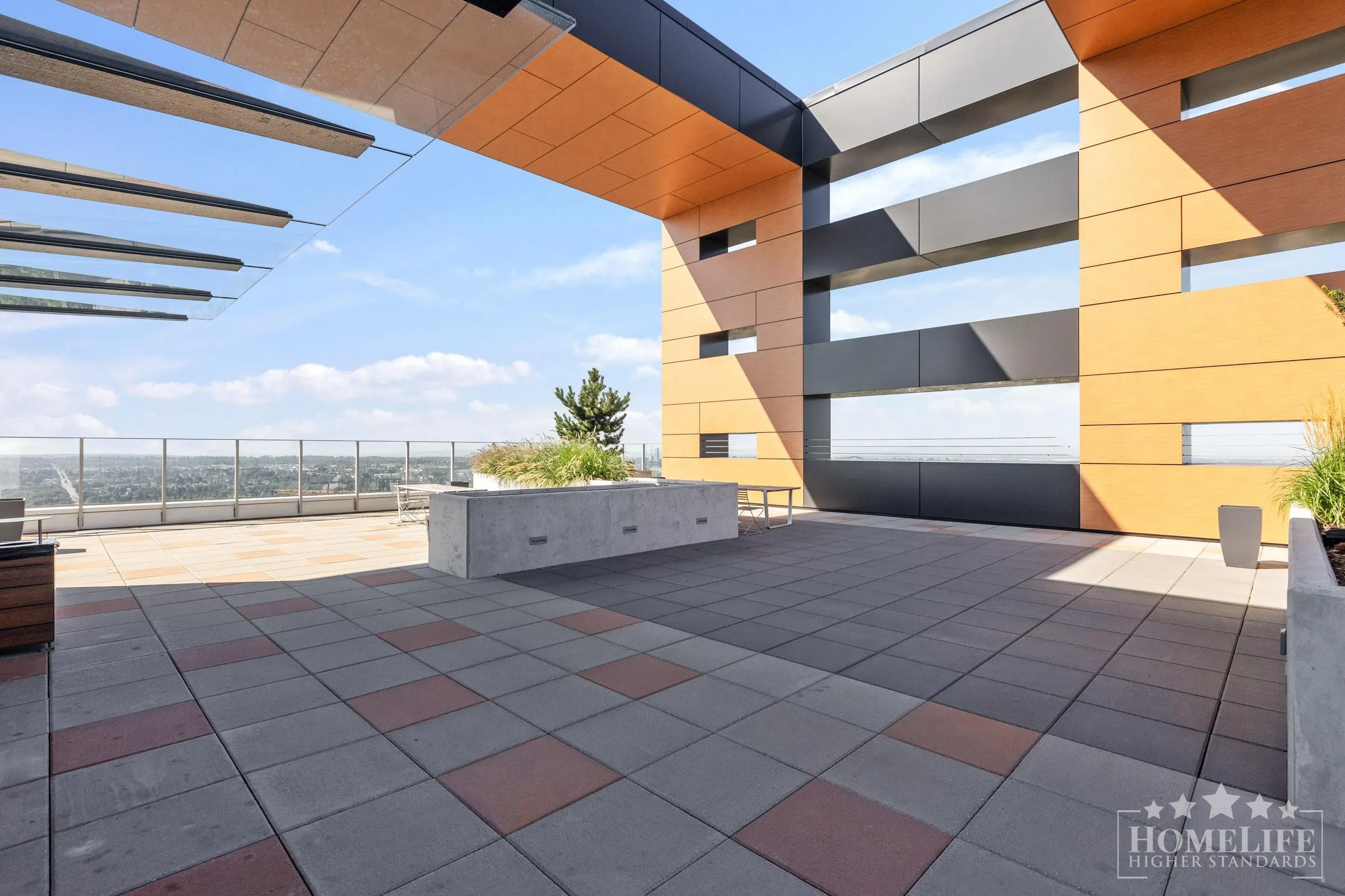 3209 13615 Fraser Highway