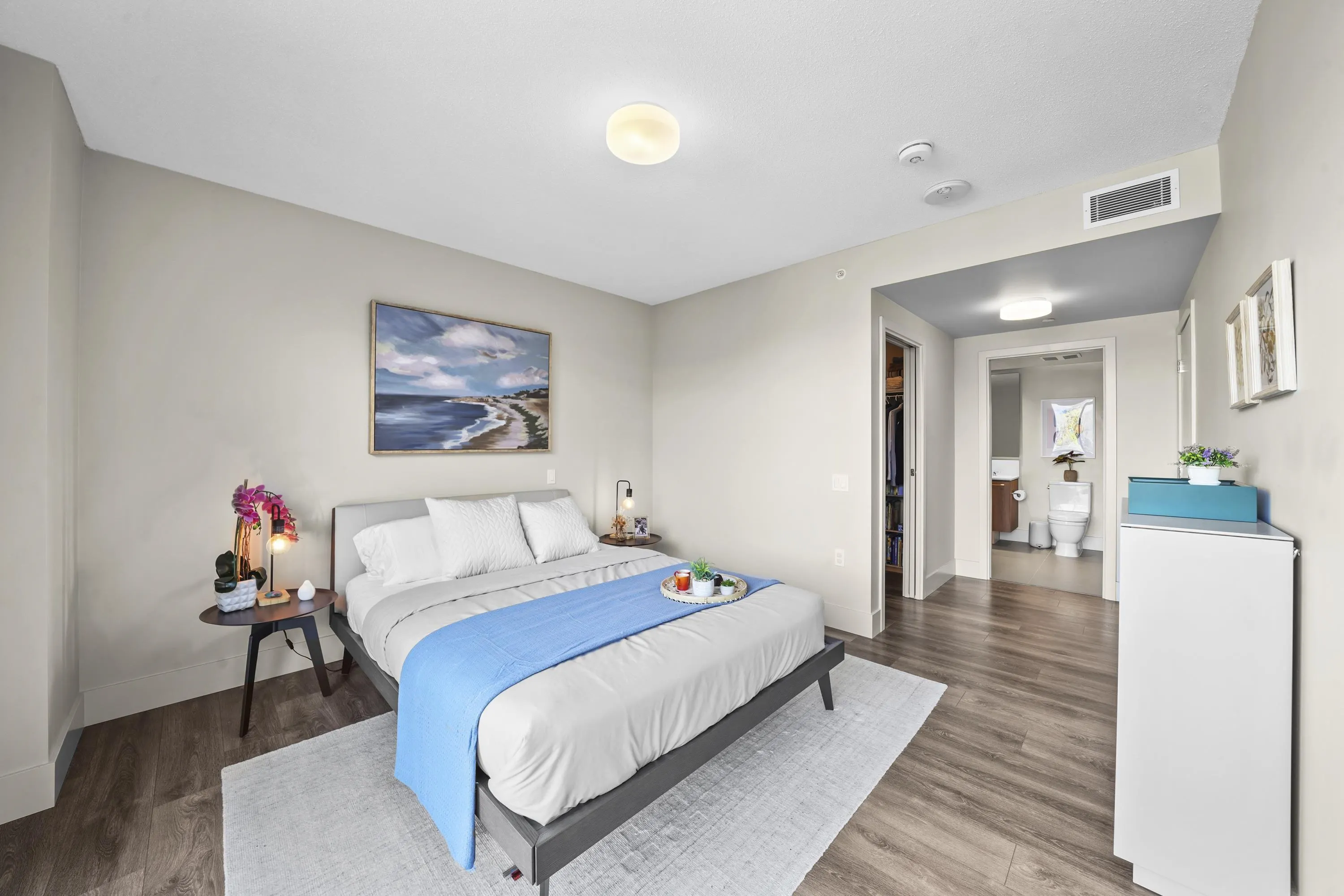 616 680 Seylynn Crescent