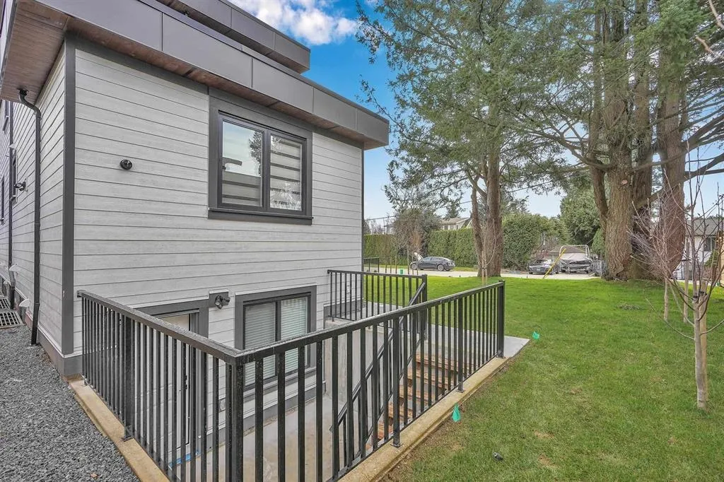 13915 Blackburn Avenue