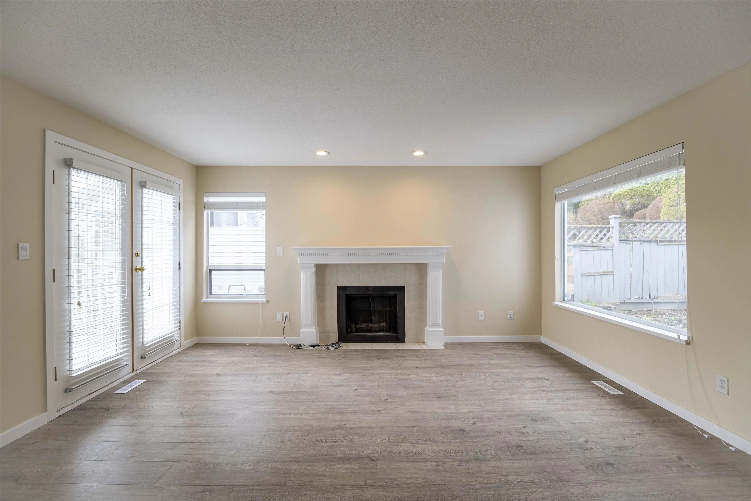 470 Riverview Crescent