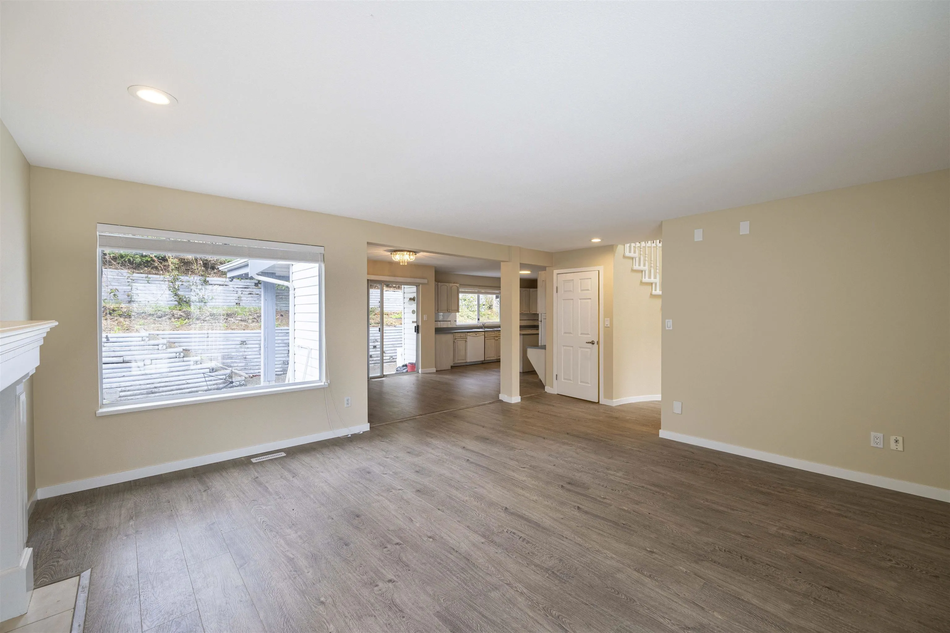 470 Riverview Crescent