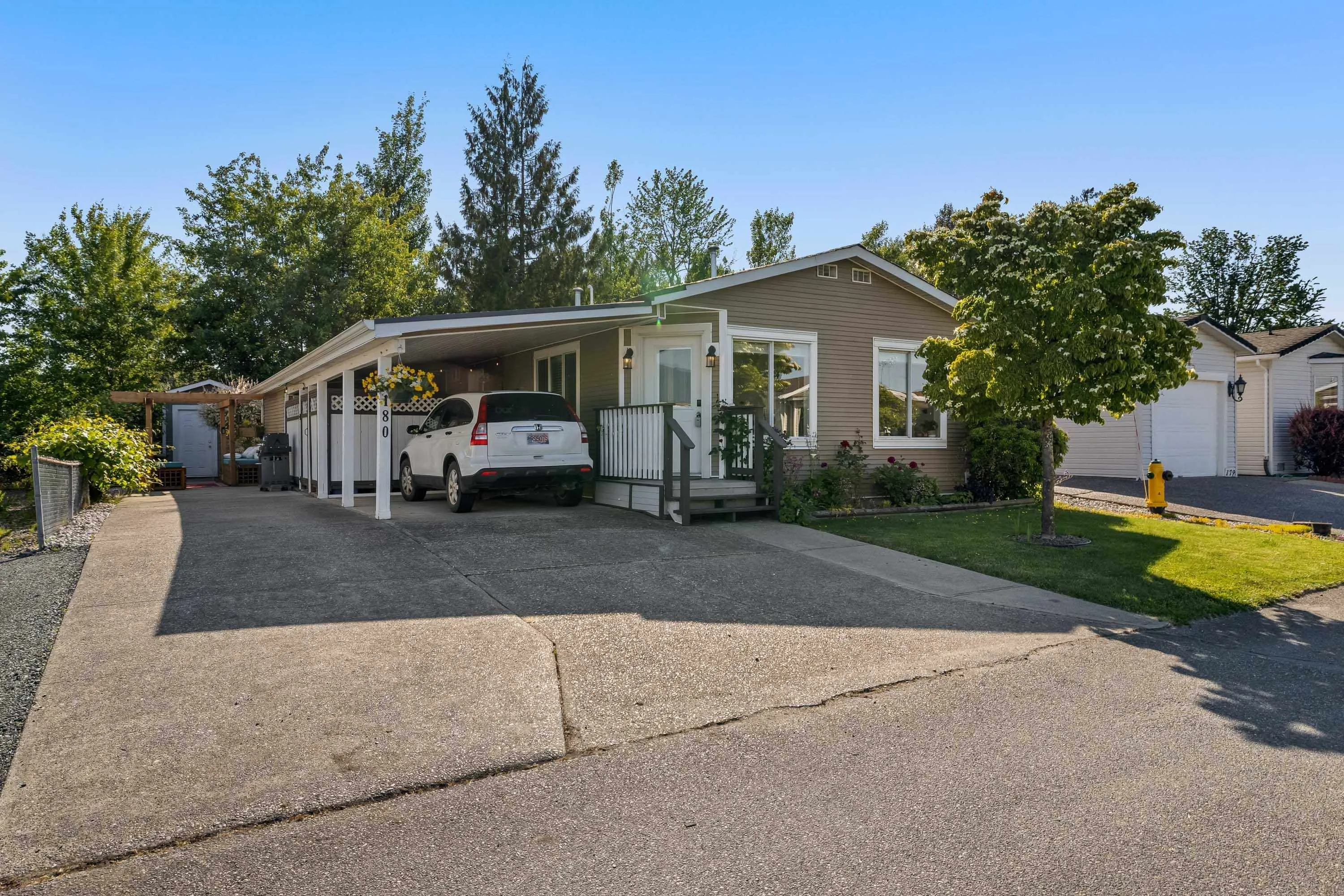 180 9055 Ashwell Road