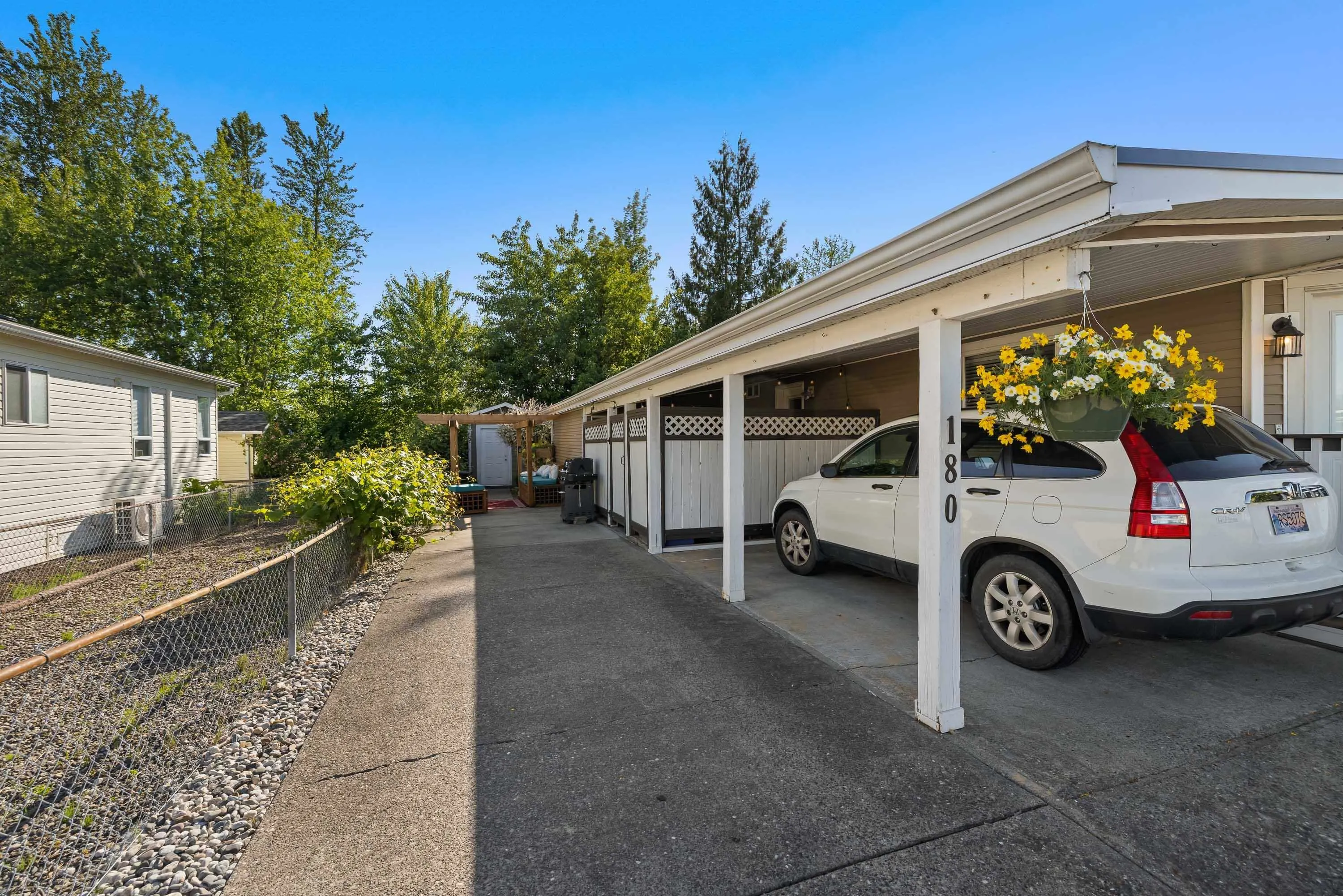 180 9055 Ashwell Road