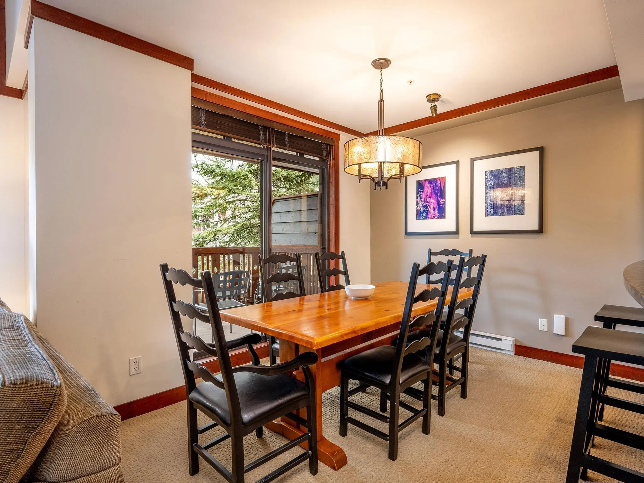 208 2202 Gondola Way