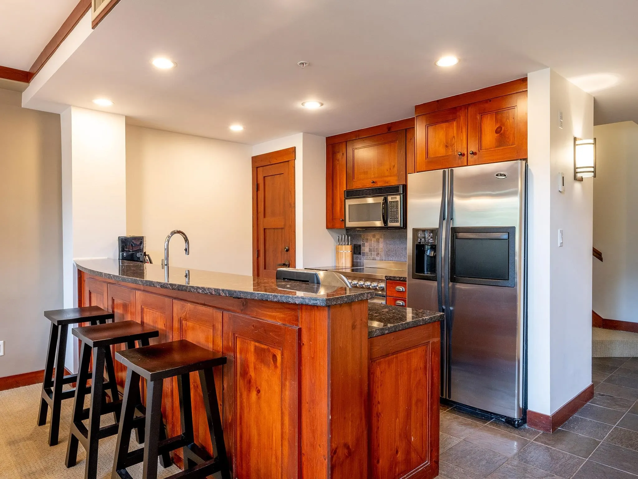 208 2202 Gondola Way