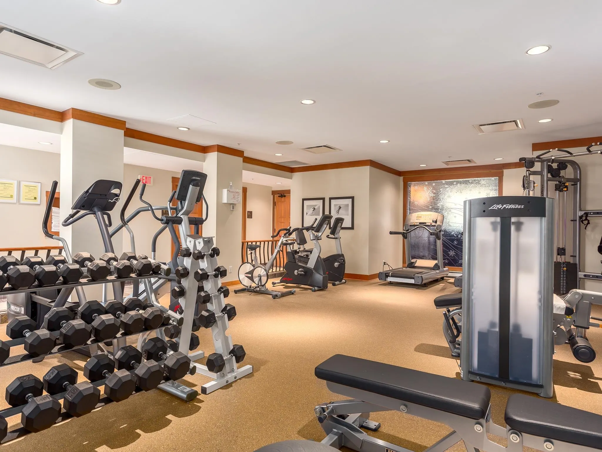 208 2202 Gondola Way