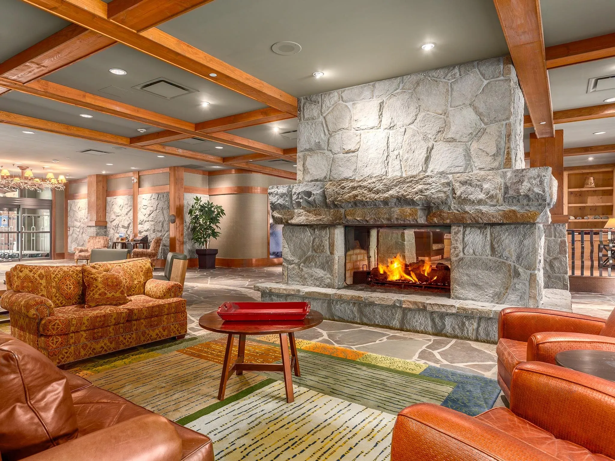 208 2202 Gondola Way