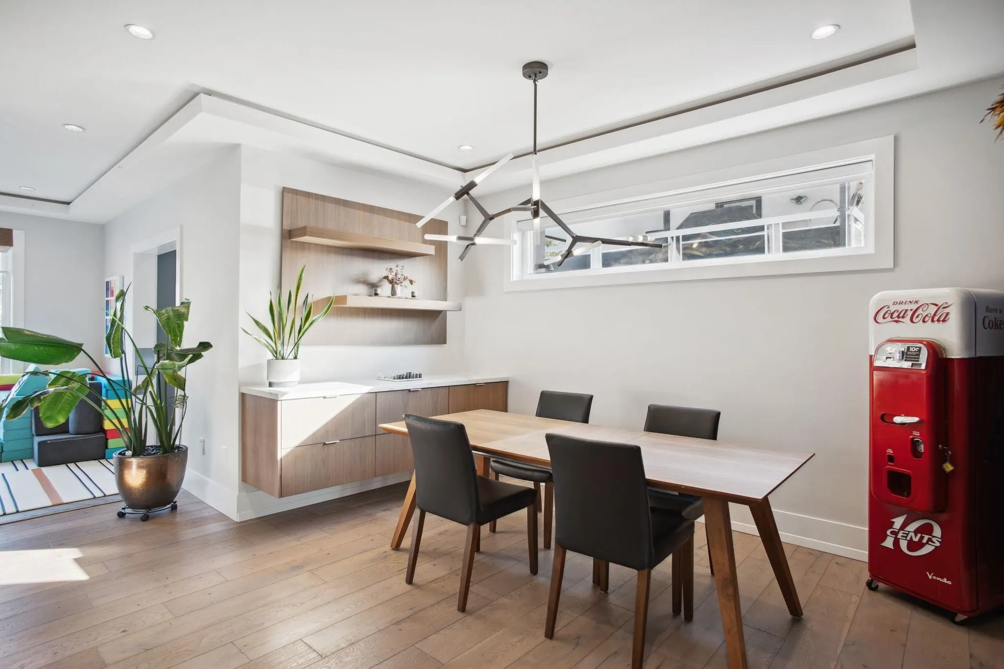 5030 Hardwick Street