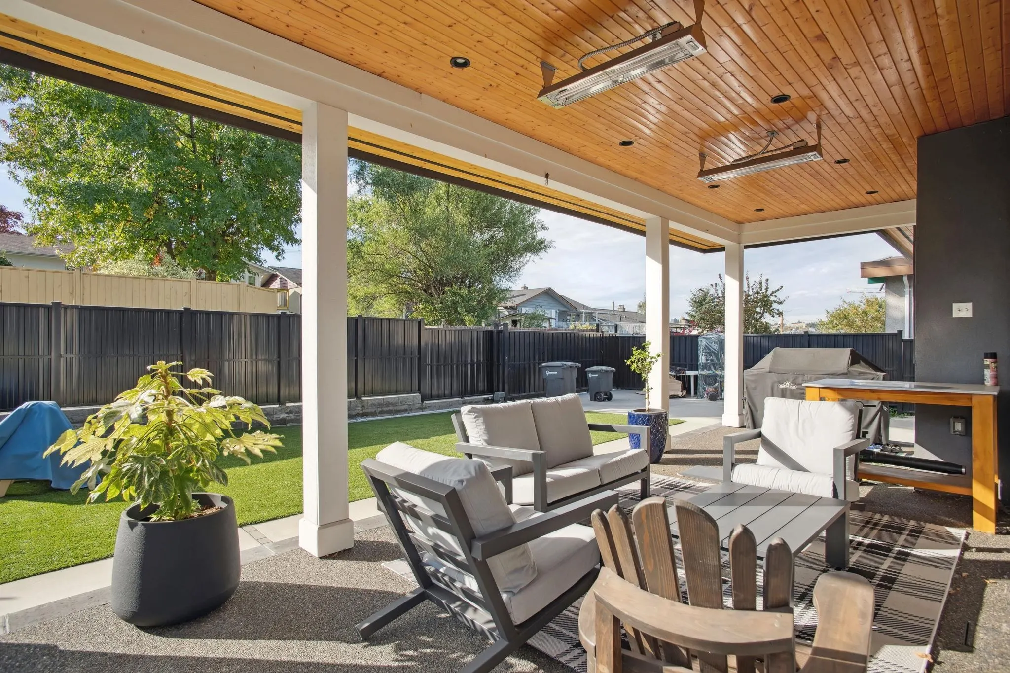 5030 Hardwick Street