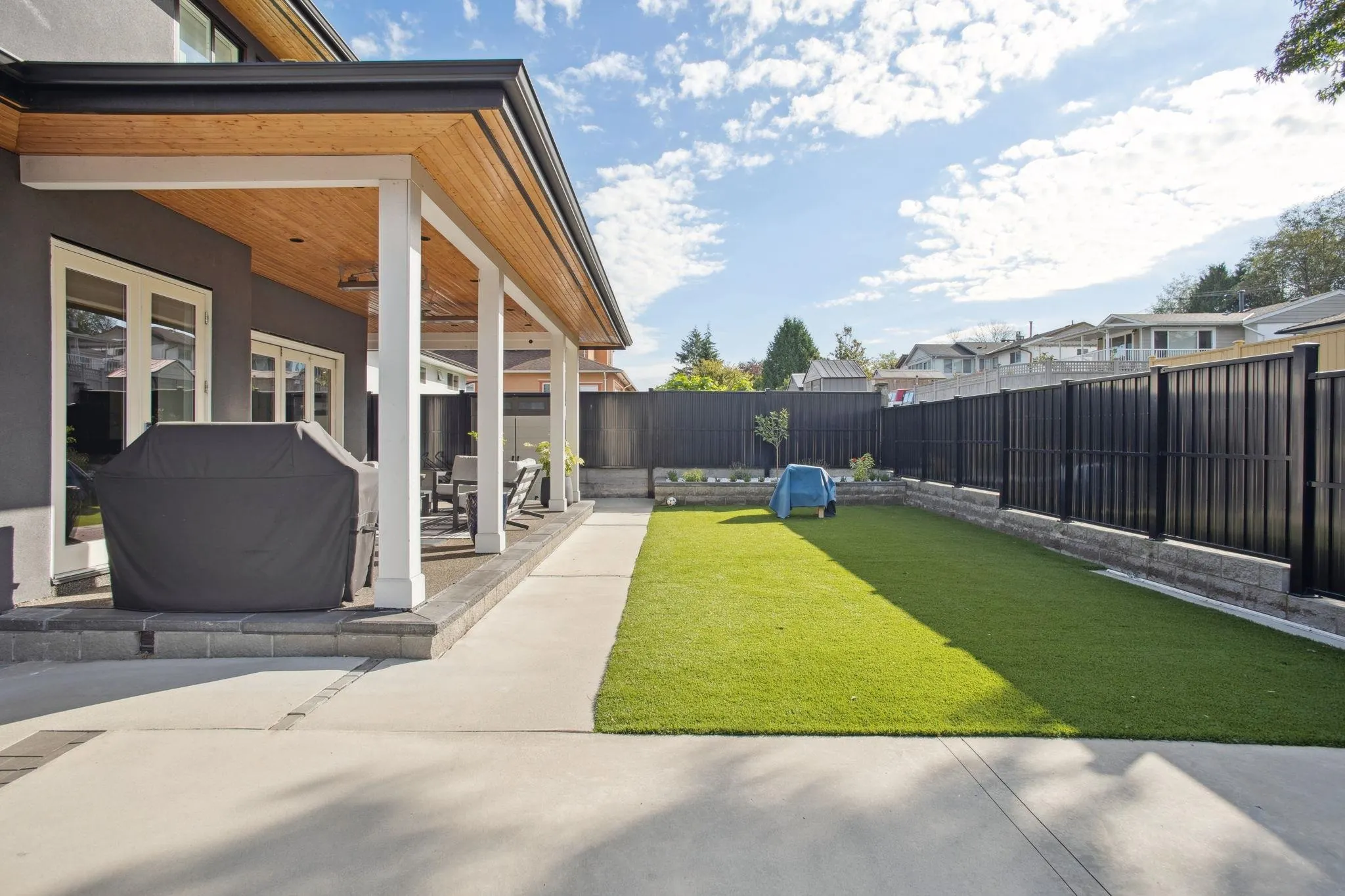 5030 Hardwick Street