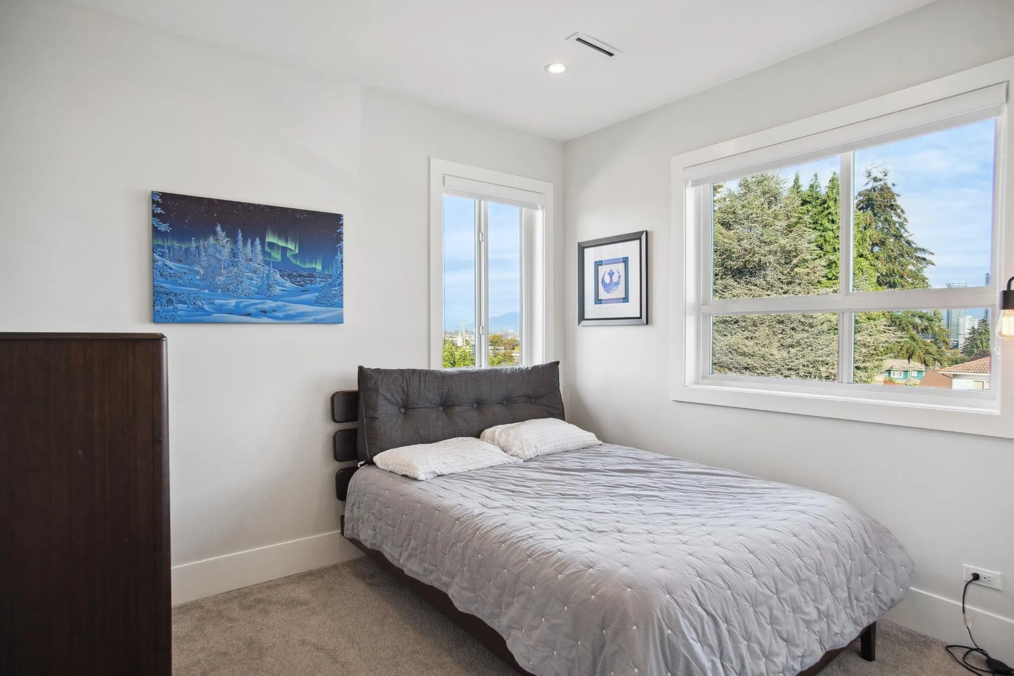 5030 Hardwick Street