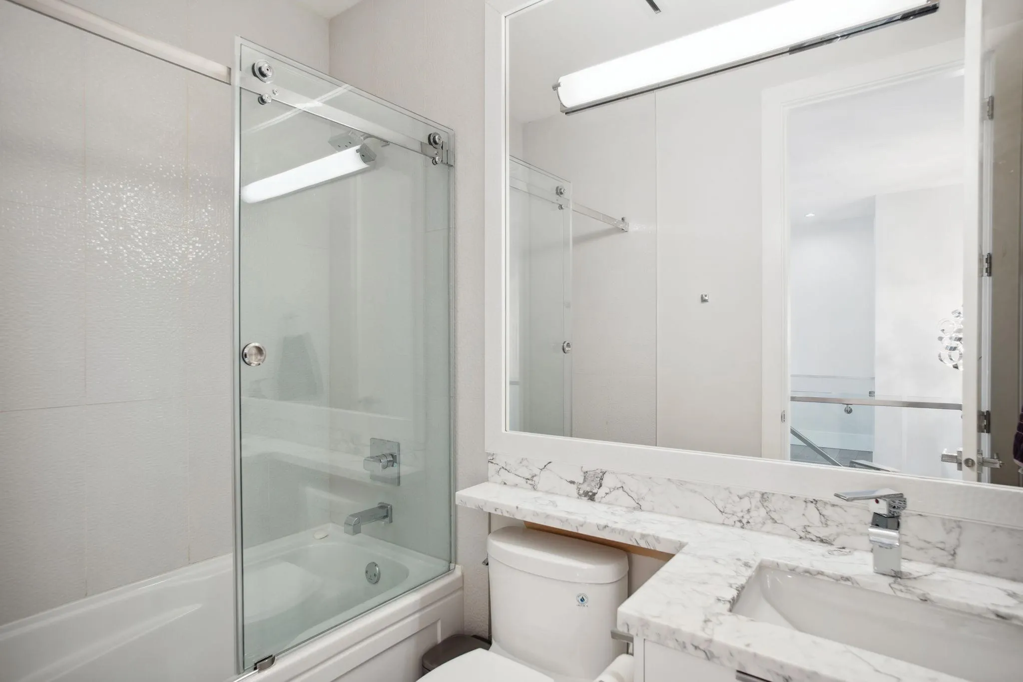 5030 Hardwick Street