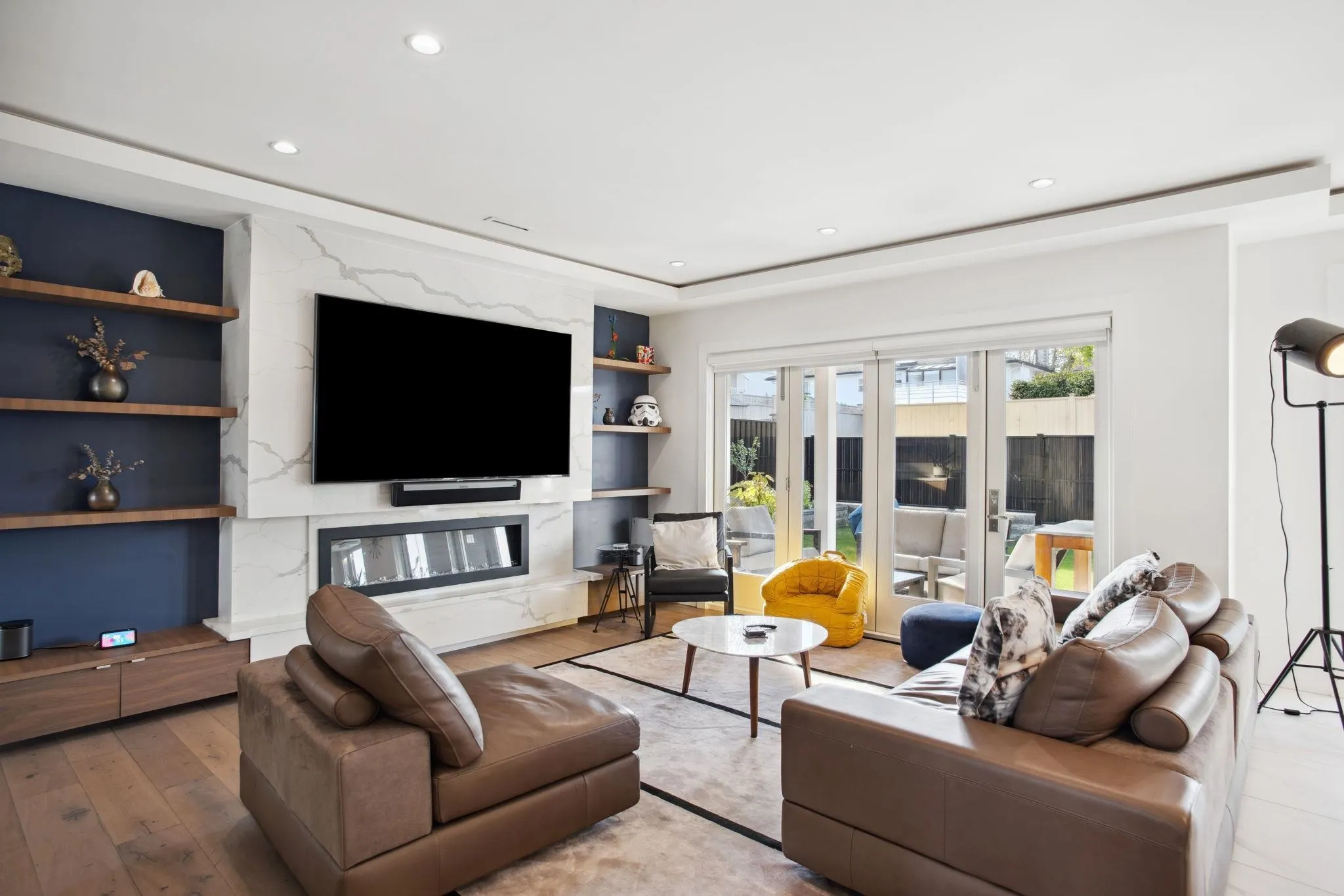 5030 Hardwick Street