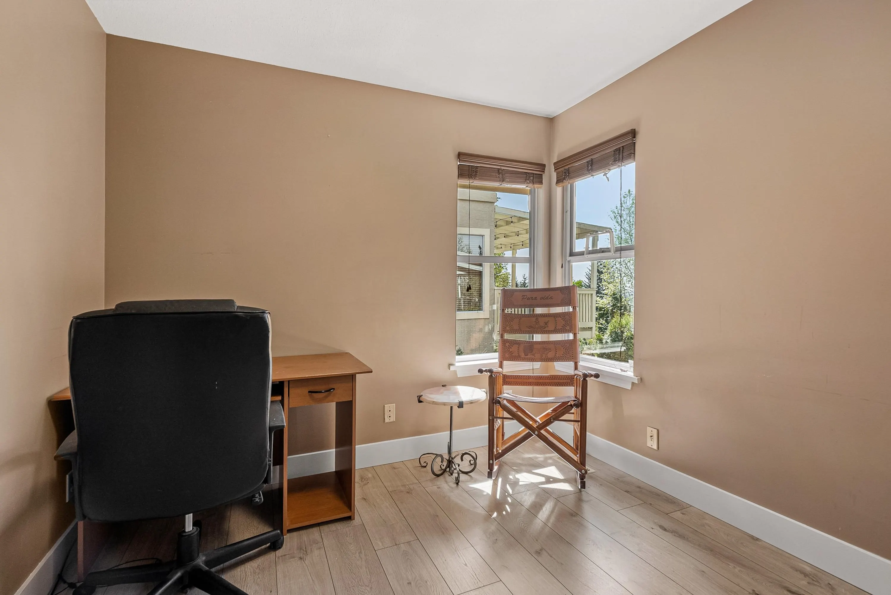 2622 Sandstone Crescent