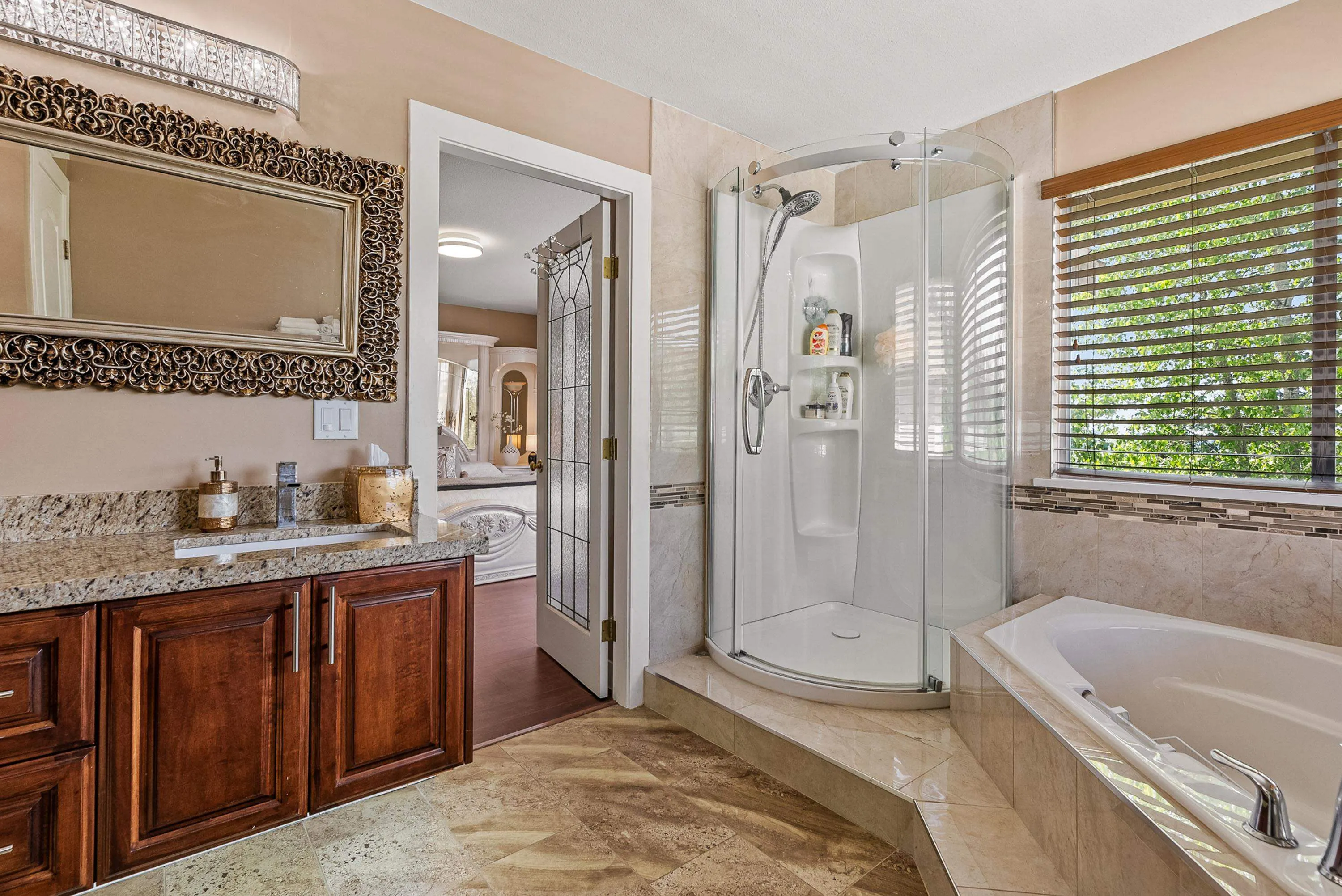 2622 Sandstone Crescent