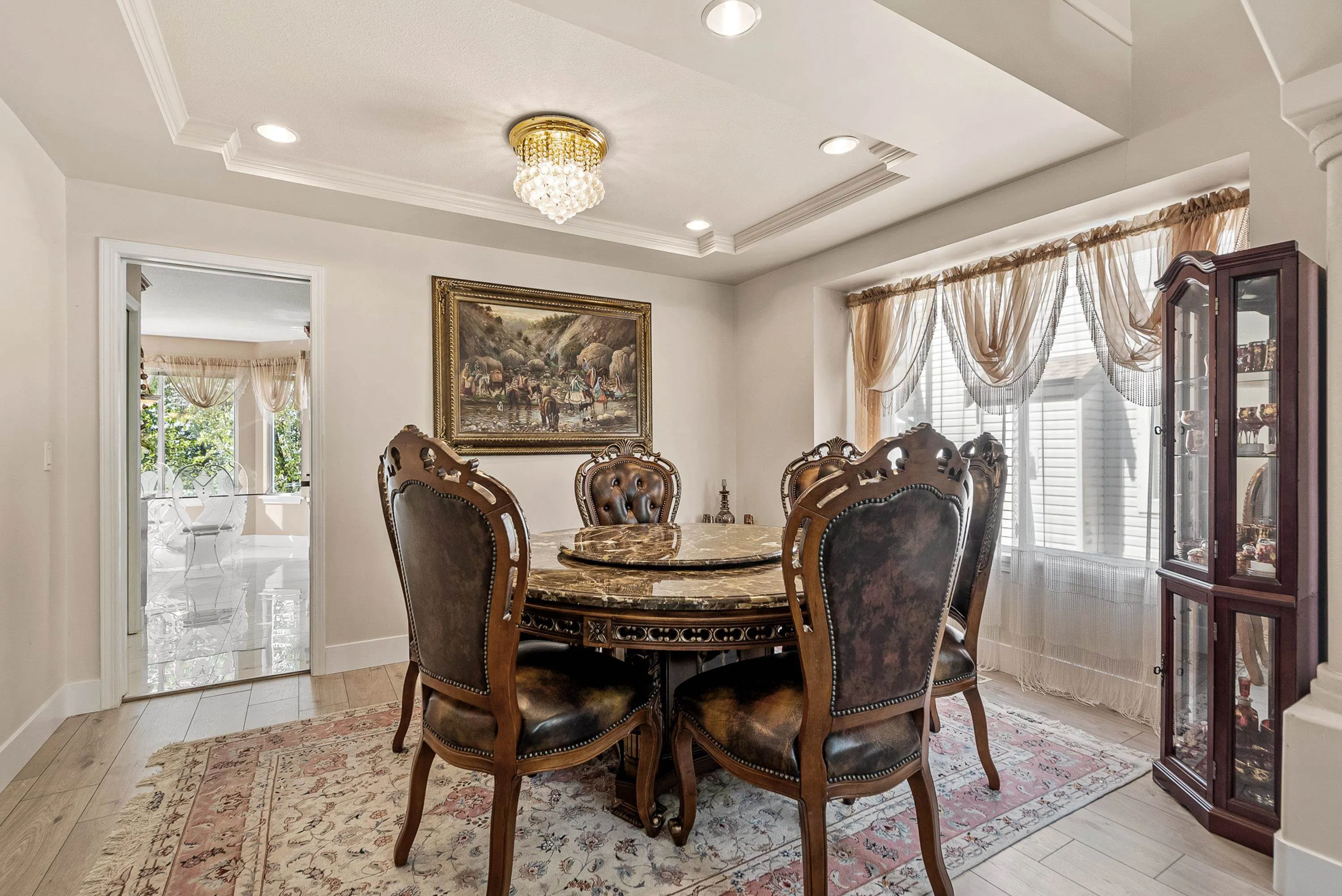 2622 Sandstone Crescent