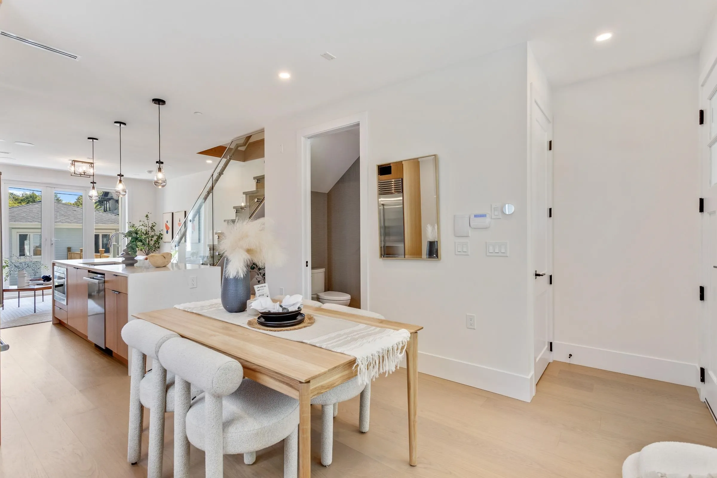 2658 Waterloo Street