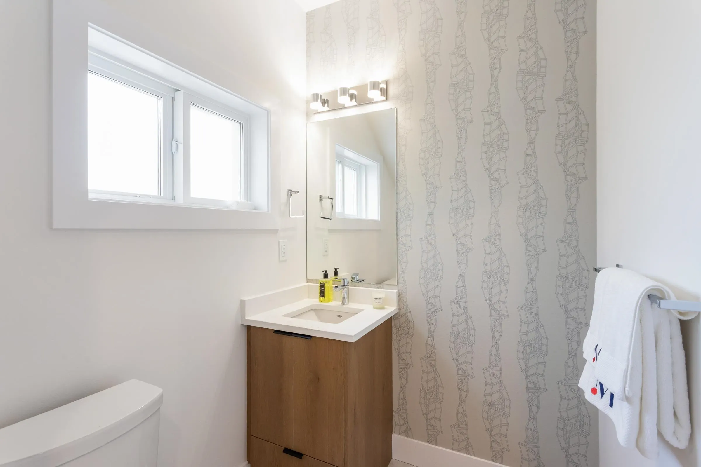 2658 Waterloo Street