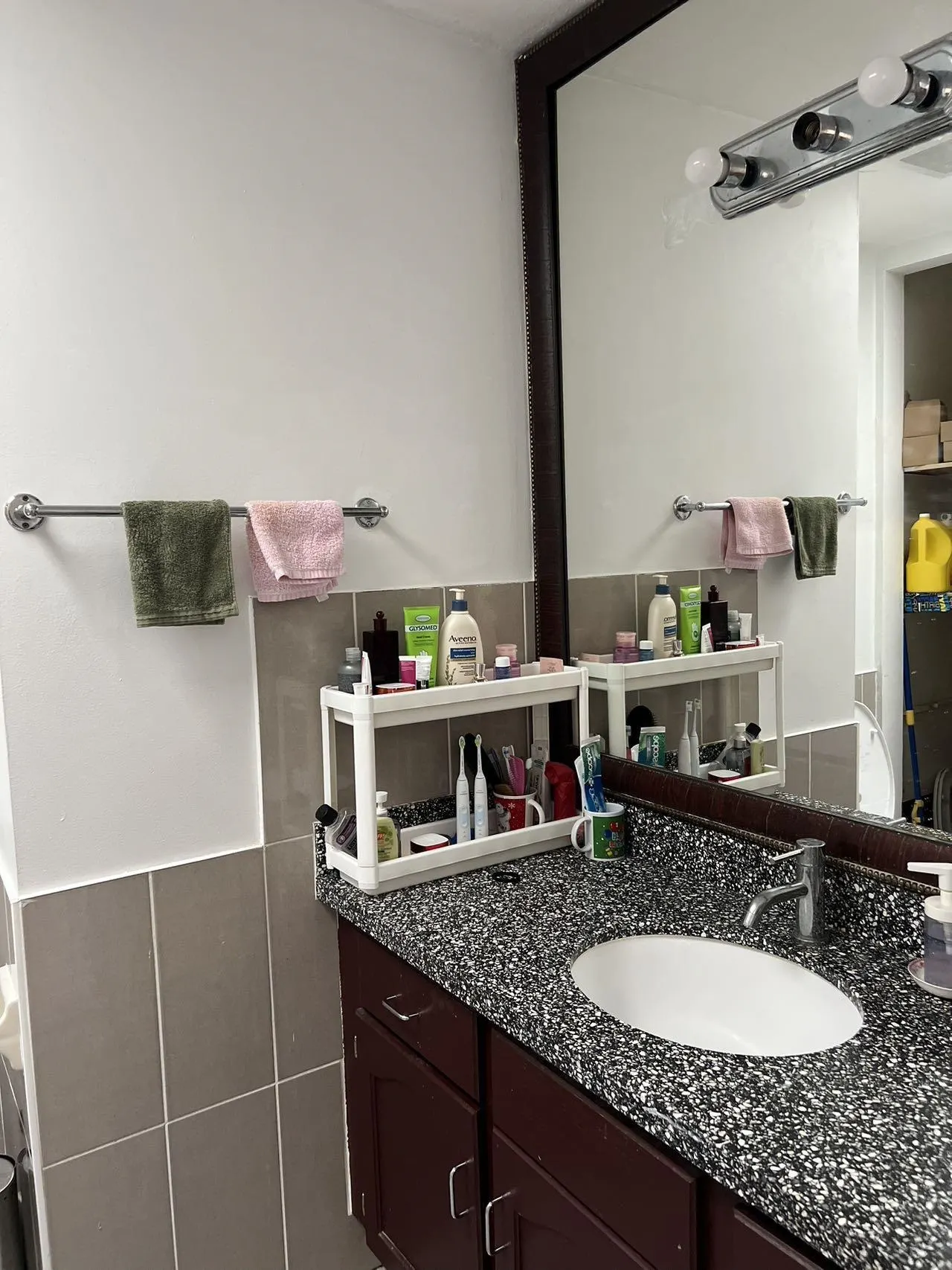 Upper 9580 Blundell Road