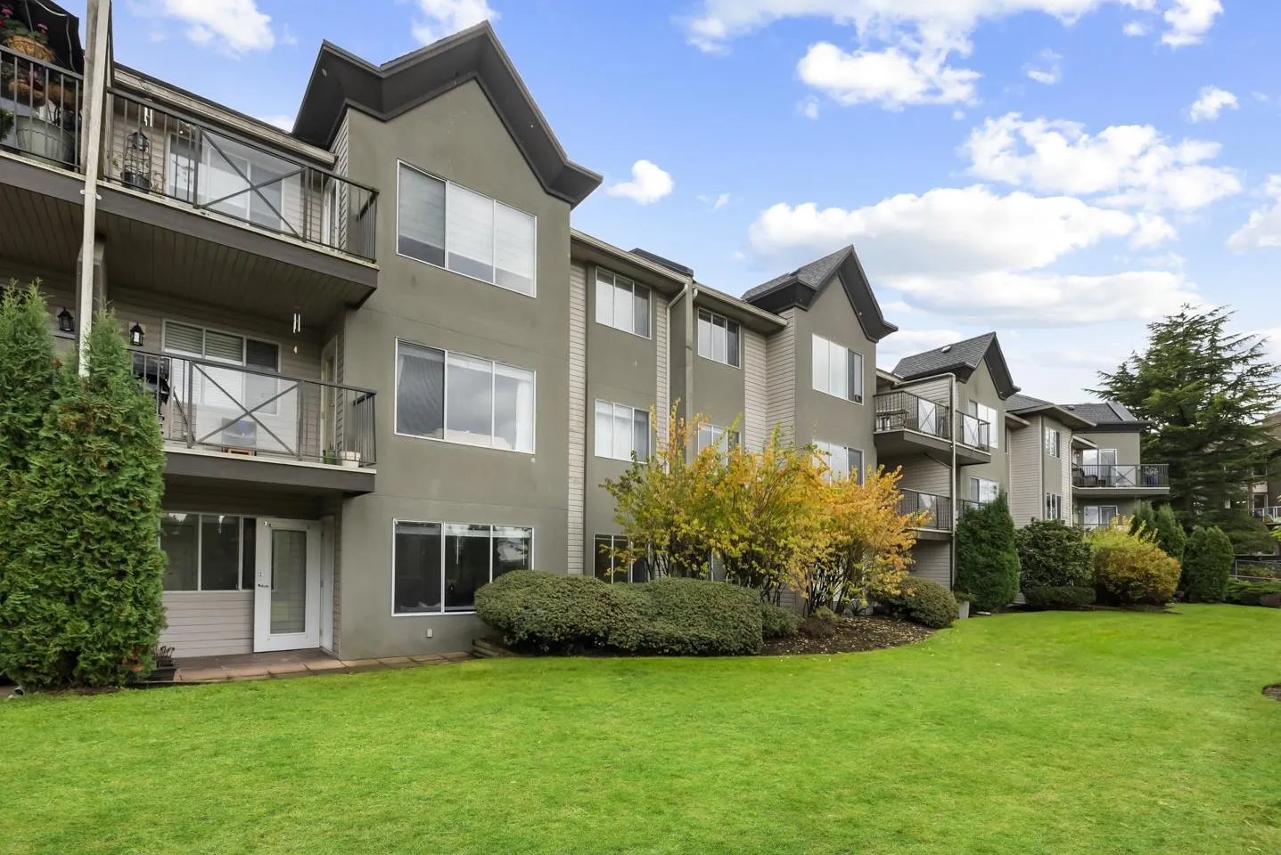 118 32725 George Ferguson Way