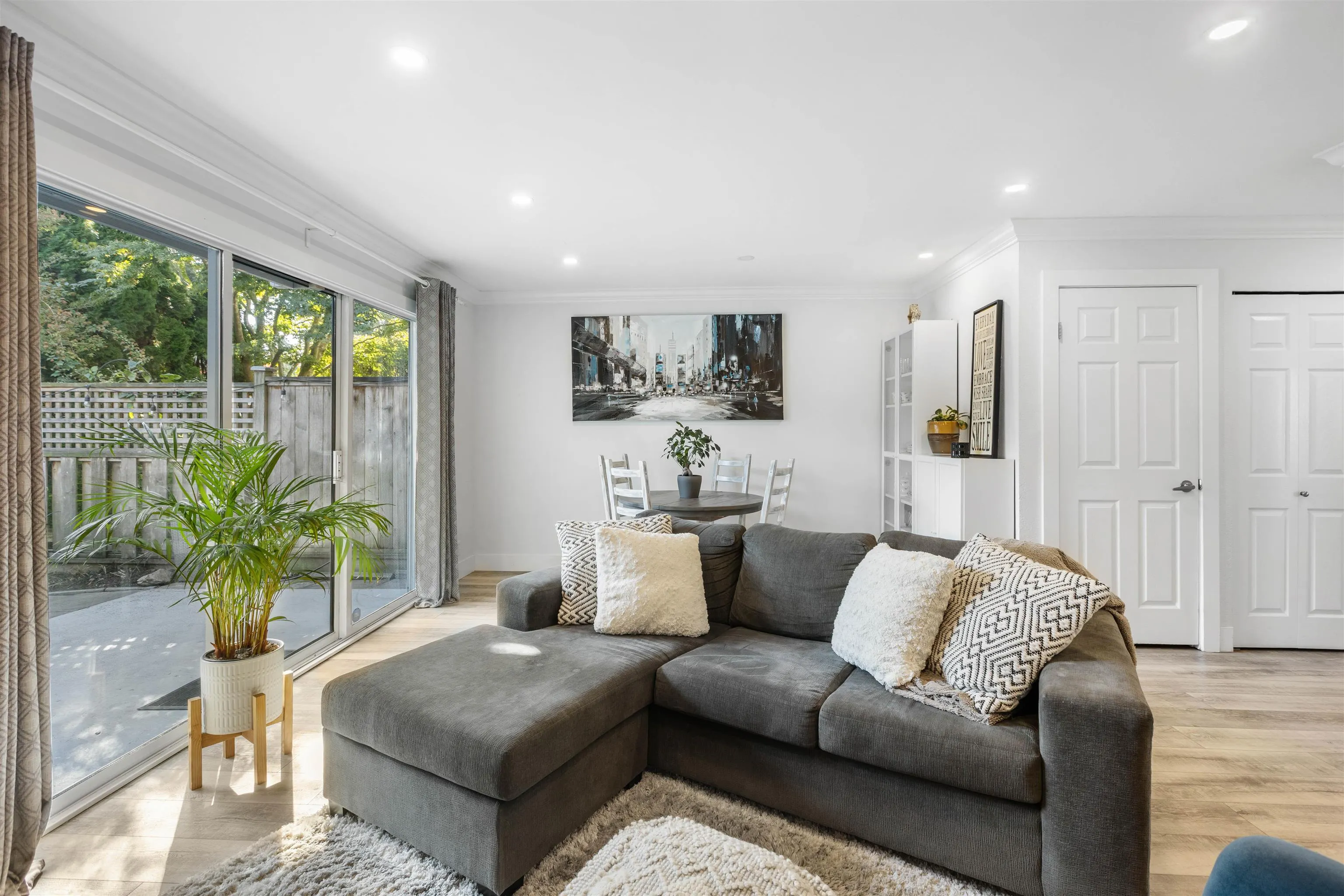 28 10840 Springmont Drive