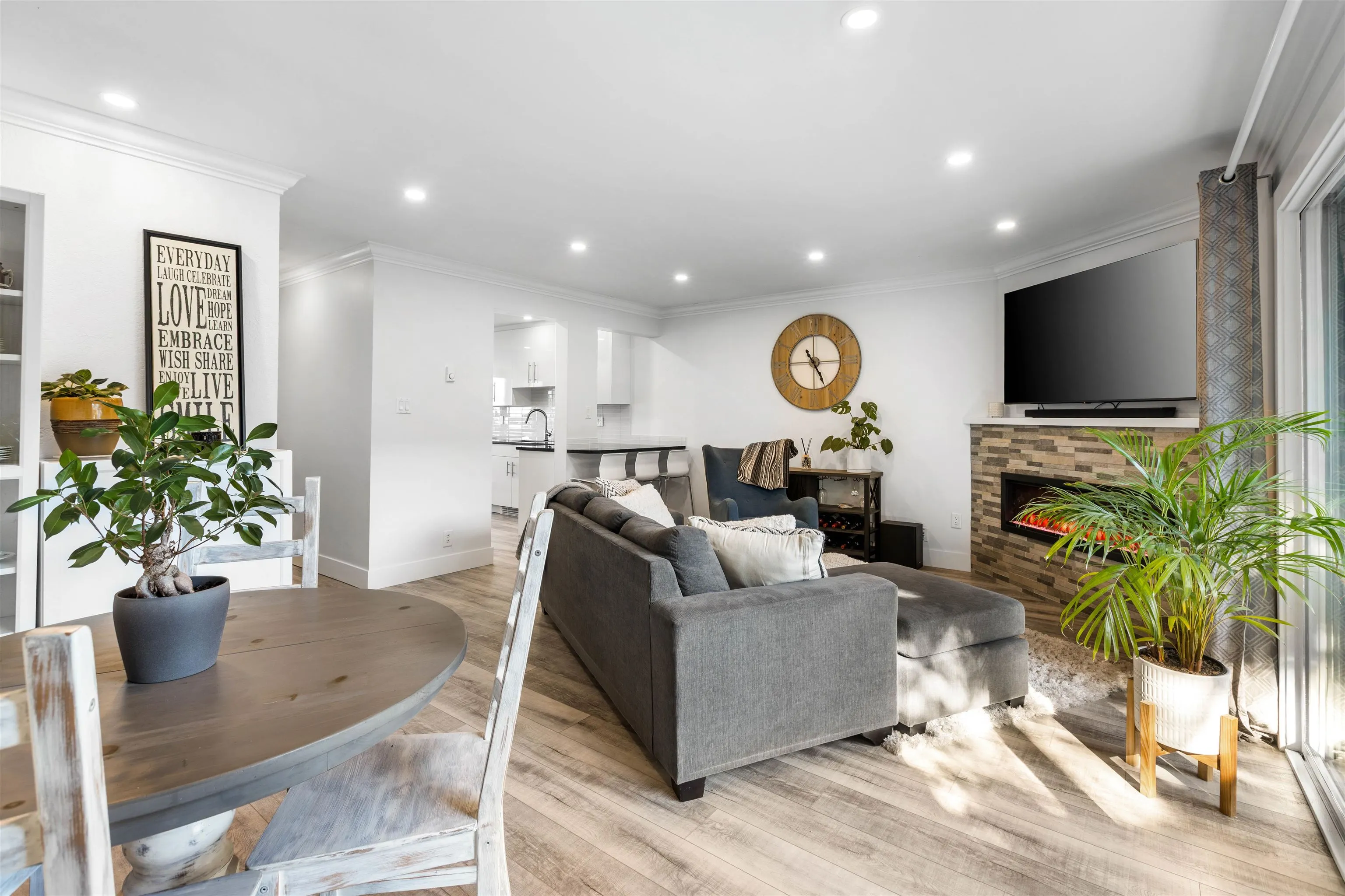 28 10840 Springmont Drive